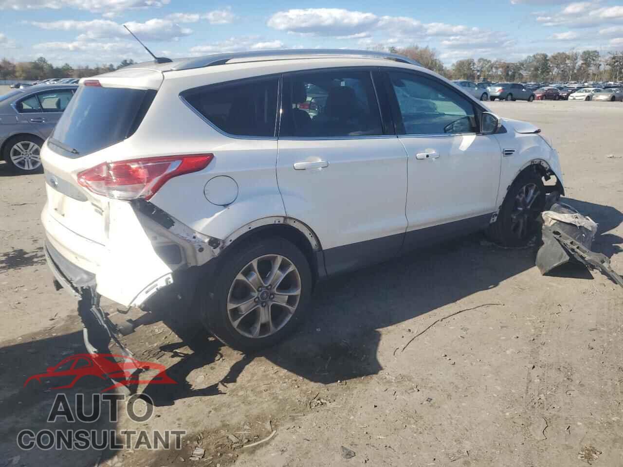 FORD ESCAPE 2016 - 1FMCU9J98GUA05013
