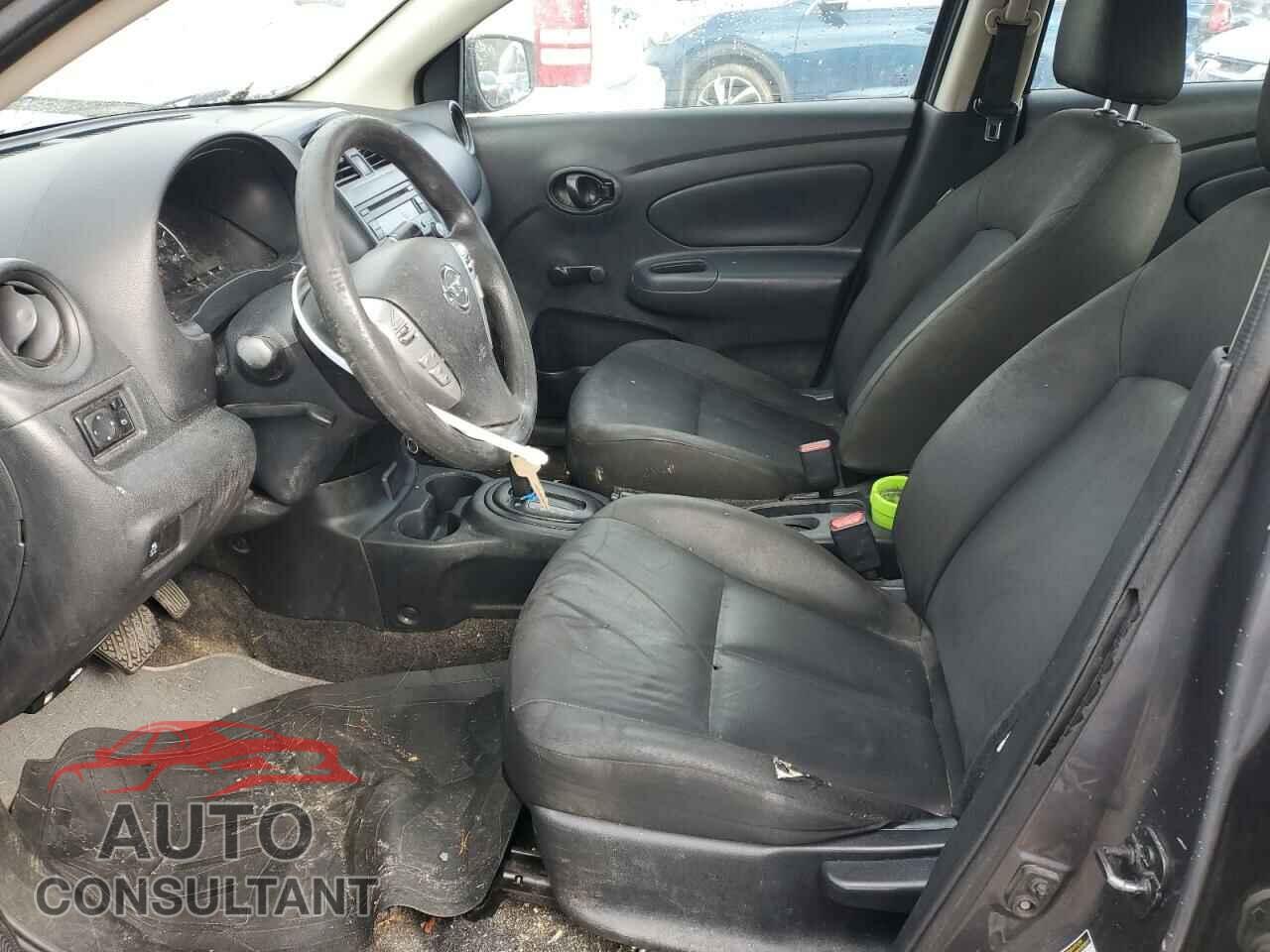NISSAN VERSA 2018 - 3N1CN7AP2JL818002