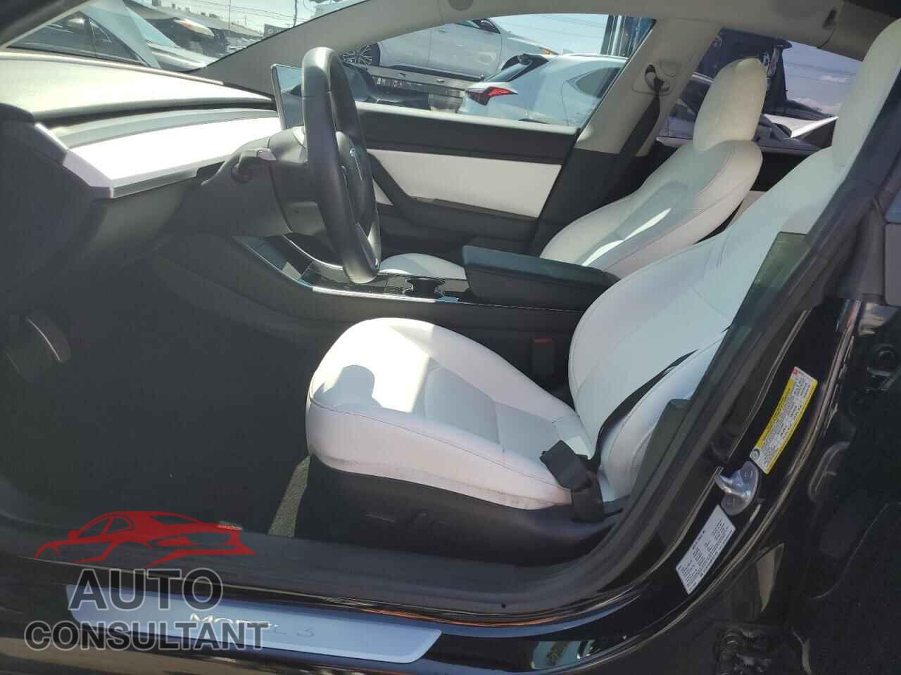 TESLA MODEL 3 2019 - 5YJ3E1EA4KF327155
