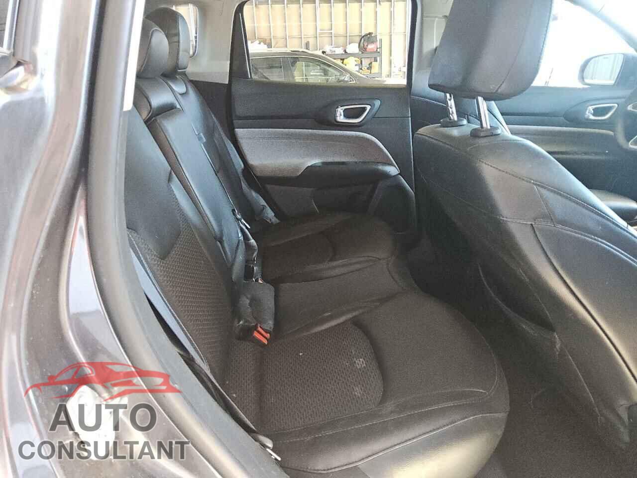 JEEP COMPASS 2022 - 3C4NJDBB1NT149116