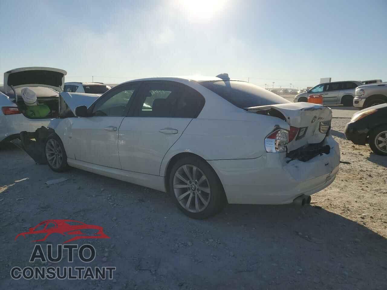 BMW 3 SERIES 2011 - WBAPH5C58BA444068