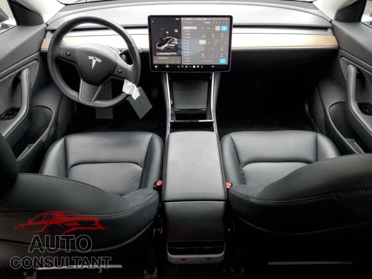 TESLA MODEL 3 2018 - 5YJ3E1EB7JF093200
