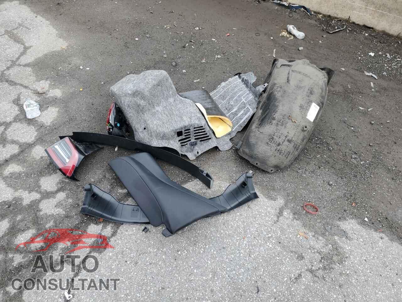 TESLA MODEL 3 2018 - 5YJ3E1EB6JF088182