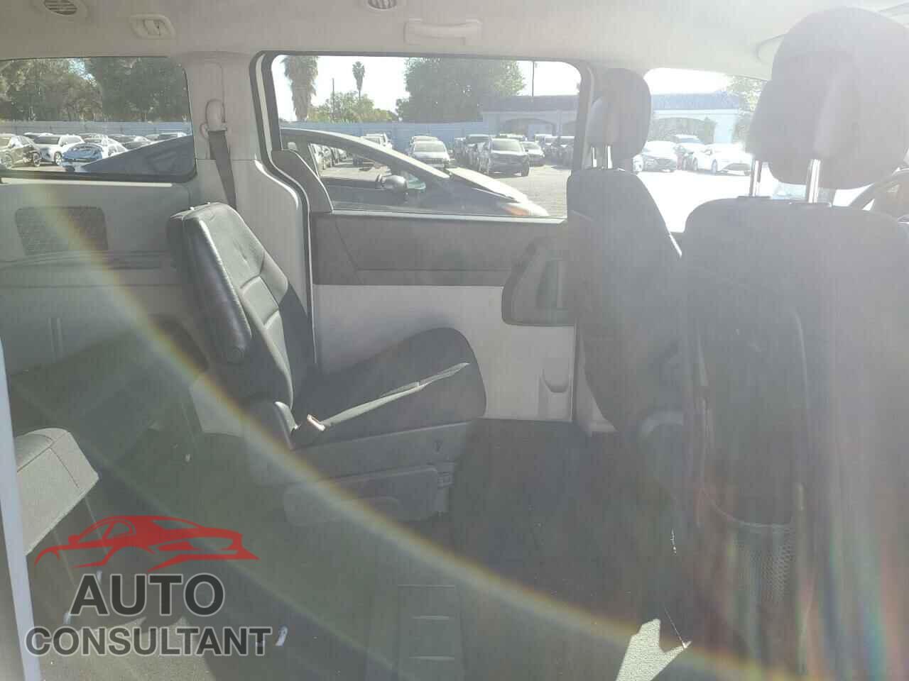 DODGE CARAVAN 2010 - 2D4RN5D12AR475619
