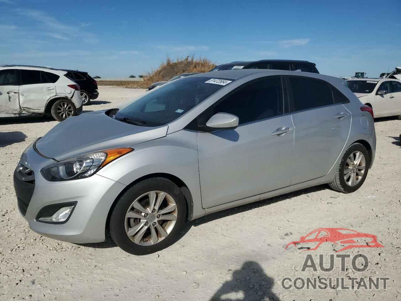 HYUNDAI ELANTRA 2013 - KMHD35LE8DU053004