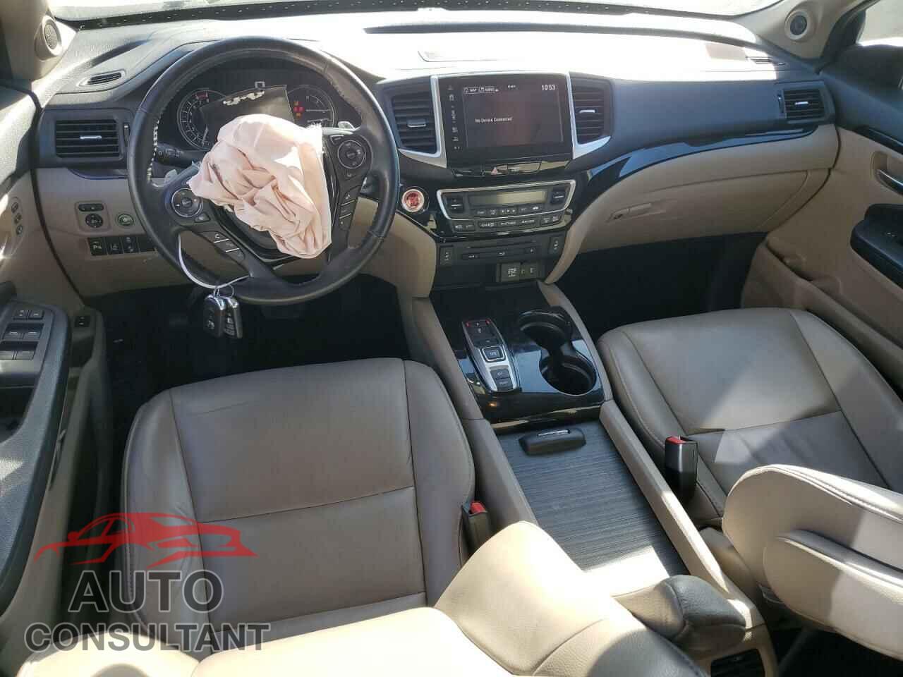 HONDA PILOT 2017 - 5FNYF6H90HB088536
