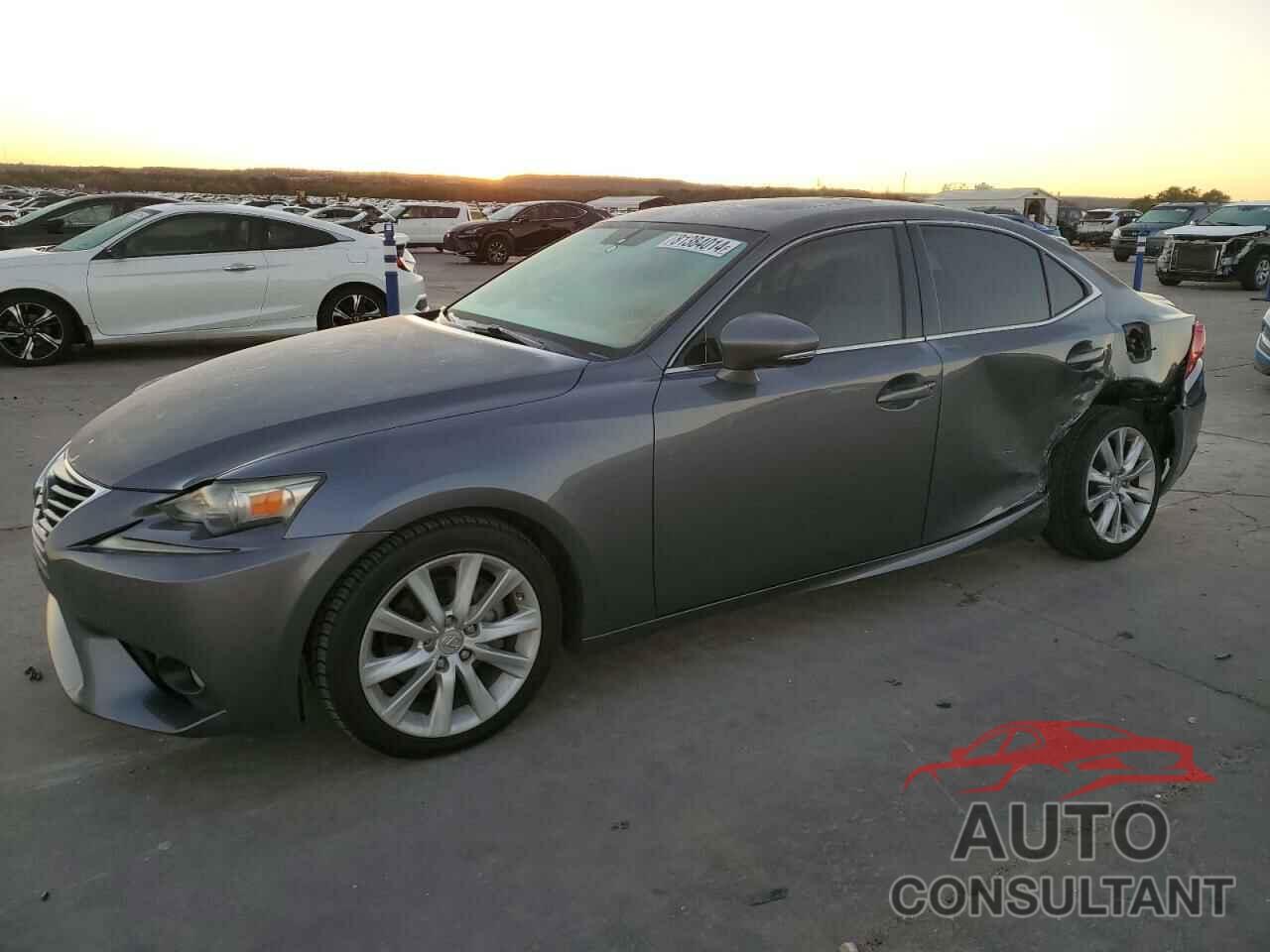 LEXUS IS 2014 - JTHBF1D20E5017821
