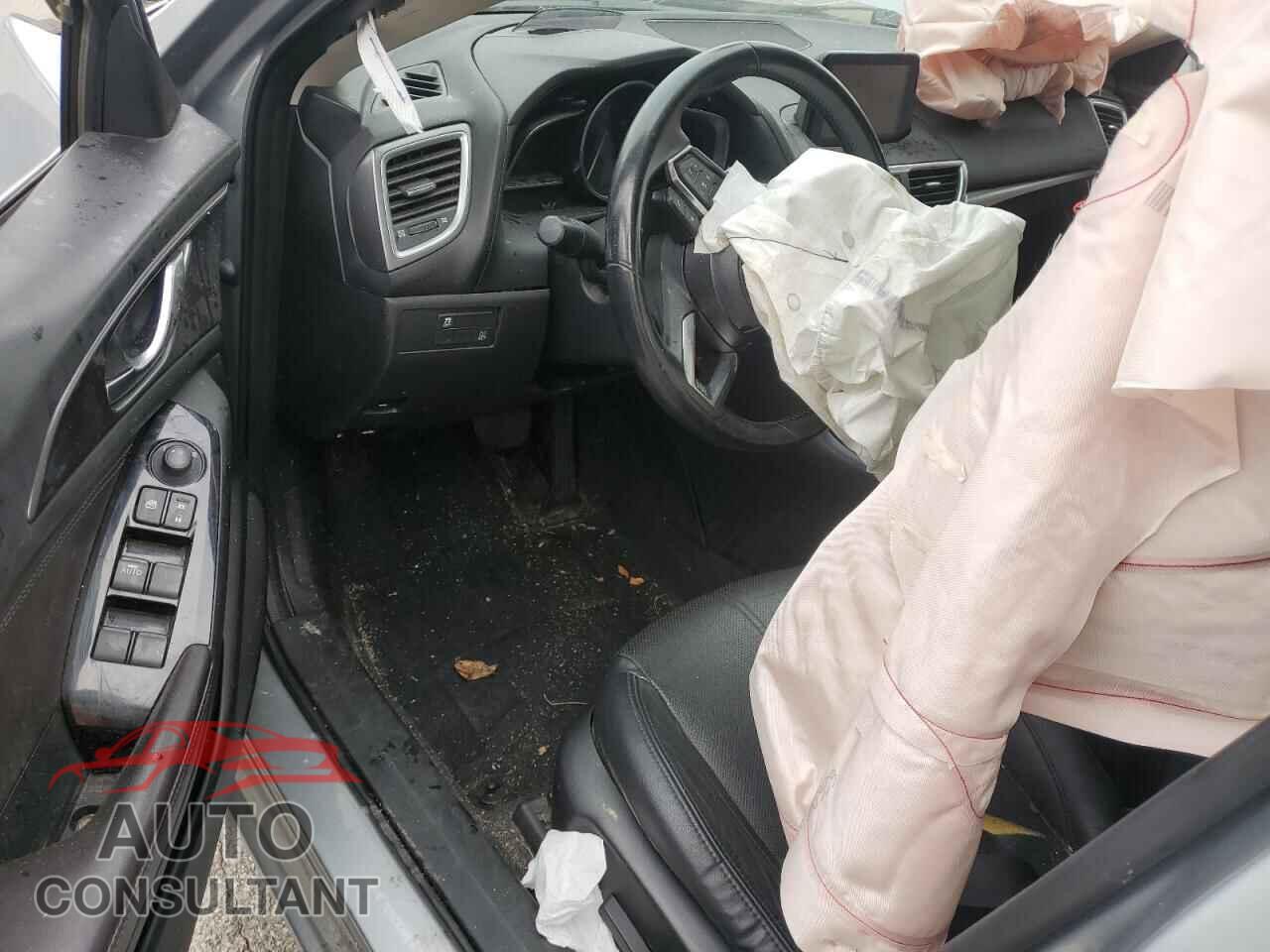 MAZDA 3 2017 - JM1BN1W30H1101479