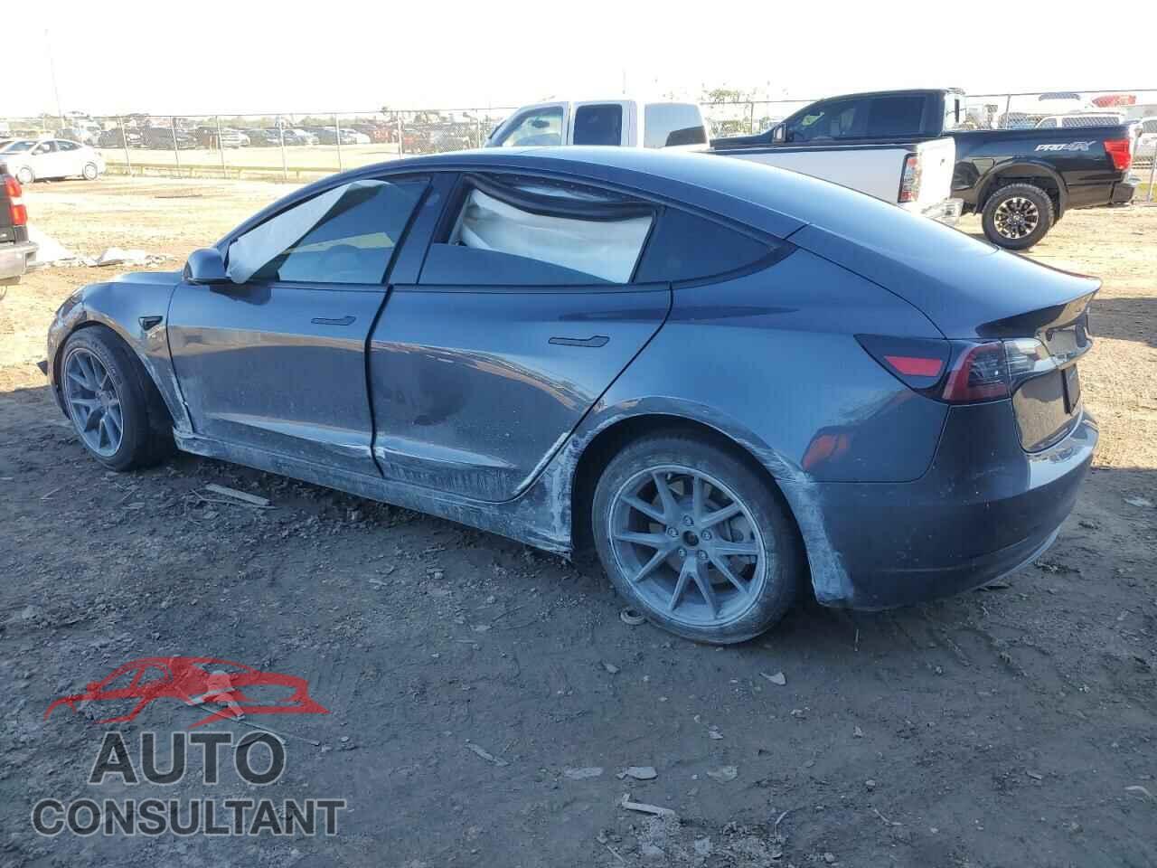 TESLA MODEL 3 2023 - 5YJ3E1EAXPF643327