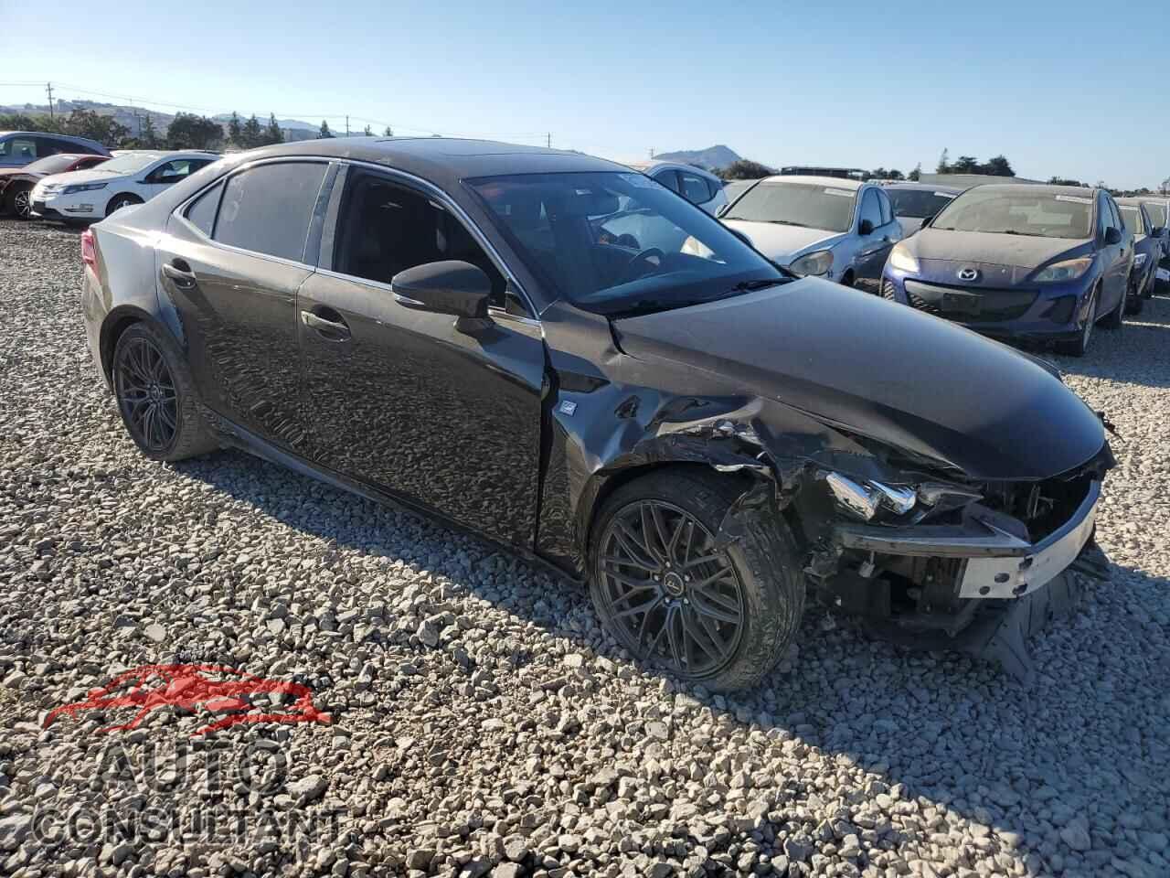 LEXUS IS 2014 - JTHBE1D24E5003861