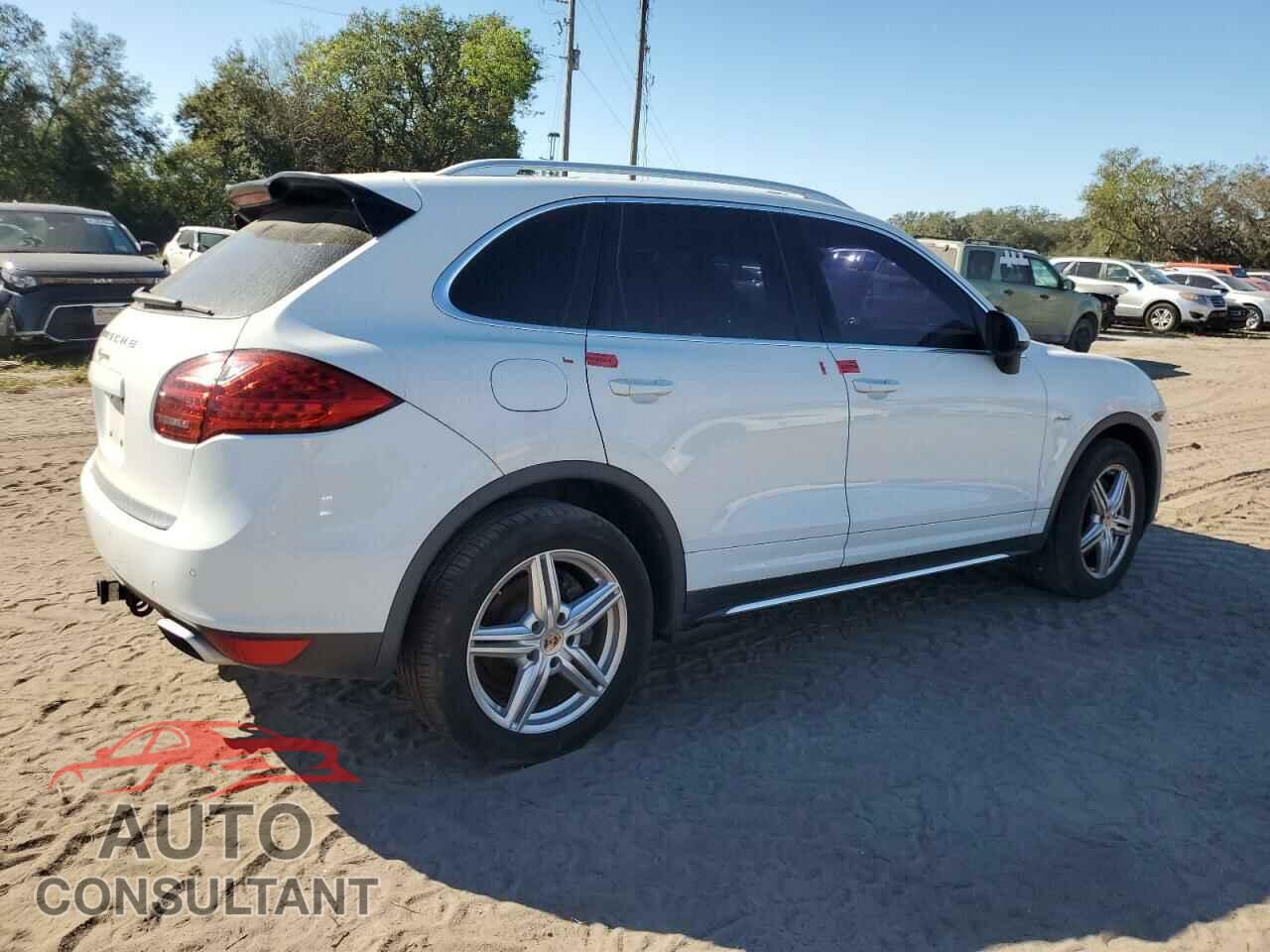 PORSCHE CAYENNE 2014 - WP1AF2A29ELA36644