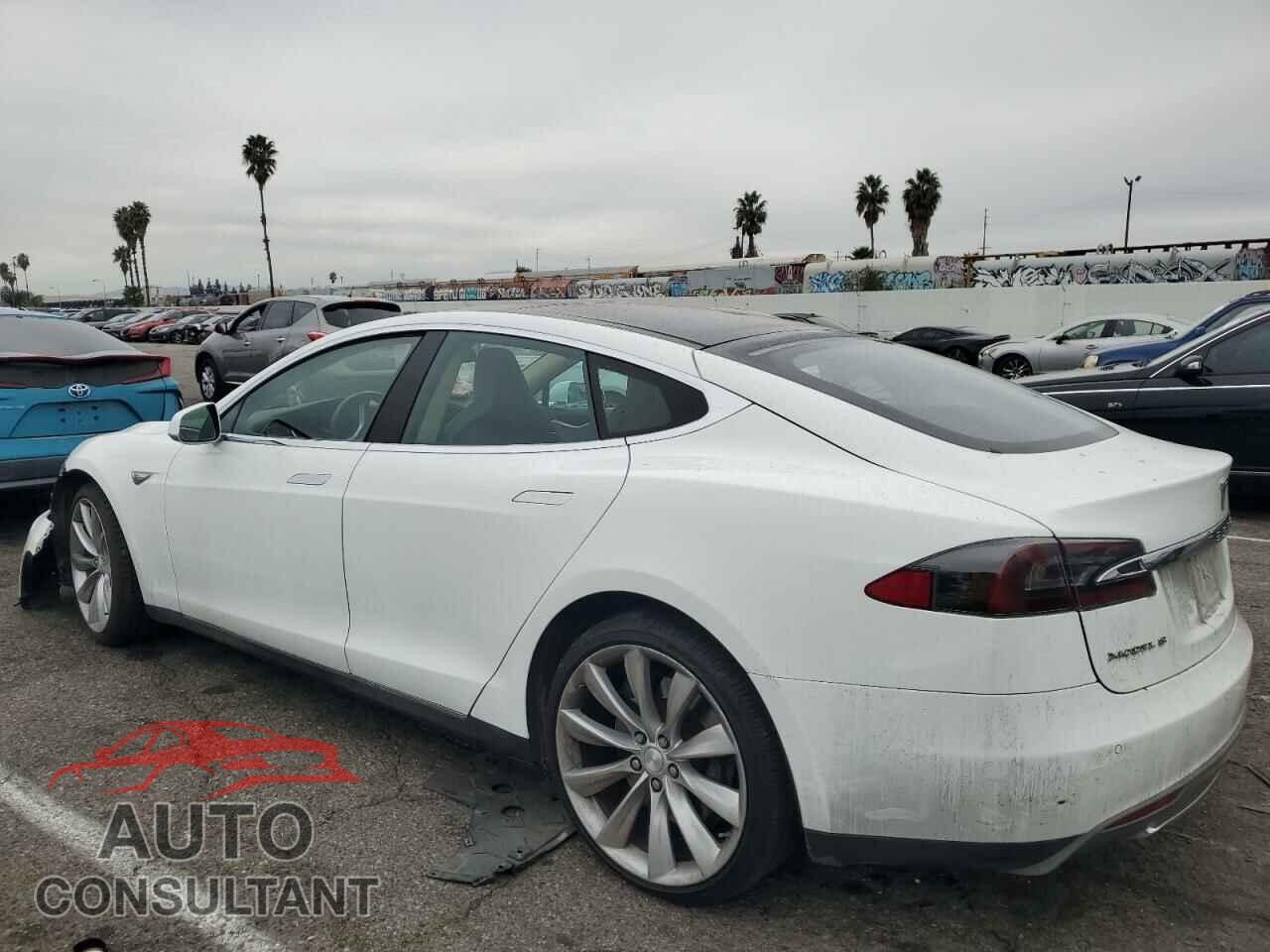 TESLA MODEL S 2013 - 5YJSA1CN5DFP22672