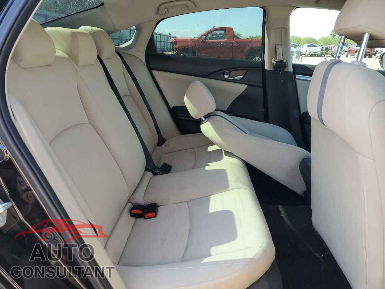 HONDA CIVIC 2017 - 2HGFC2F59HH571947