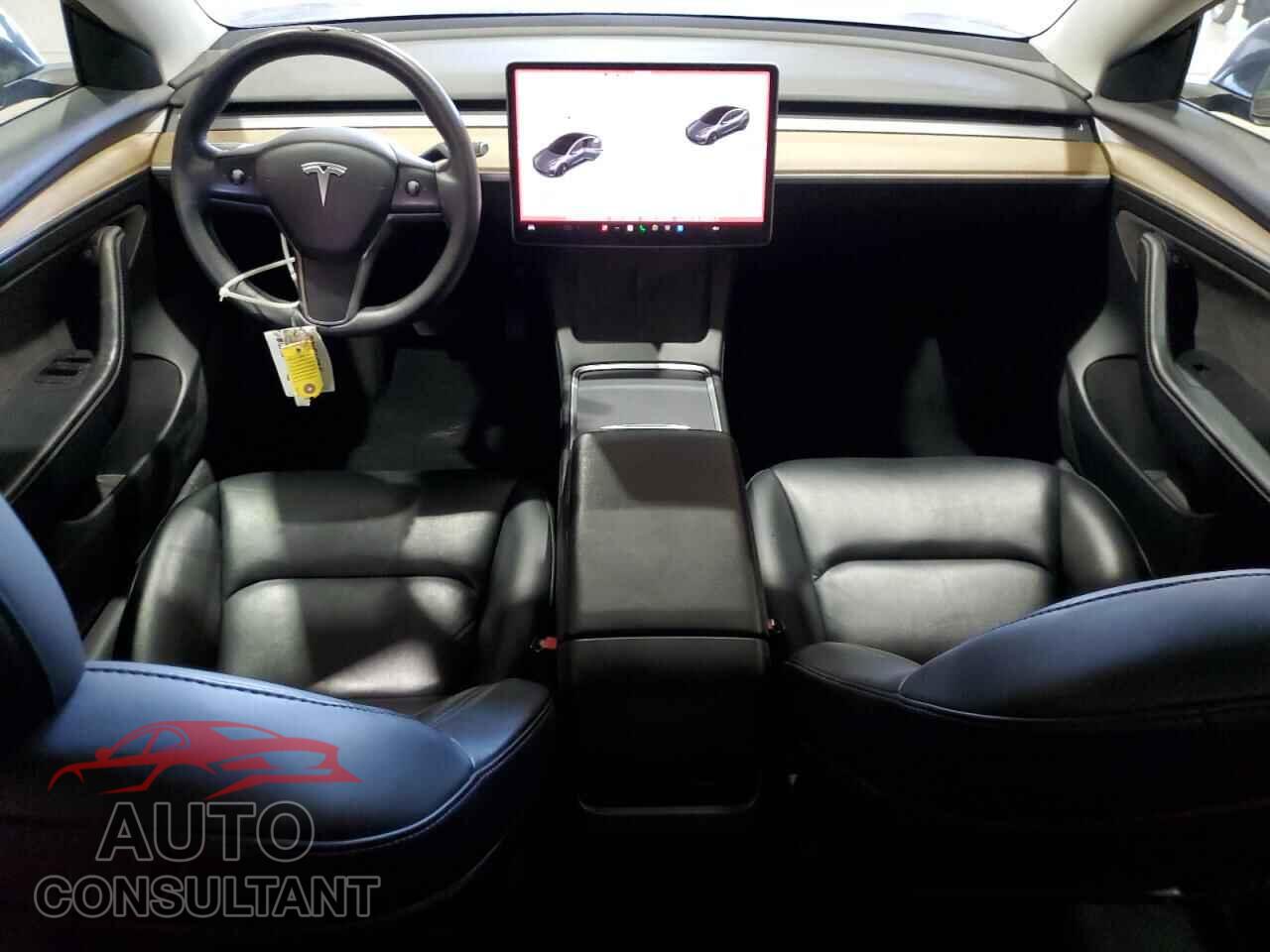TESLA MODEL 3 2022 - 5YJ3E1EA0NF372145