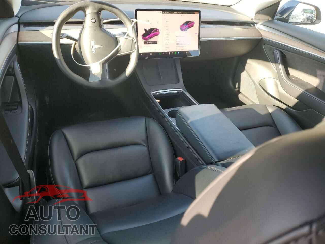TESLA MODEL 3 2022 - 5YJ3E1EA8NF186871