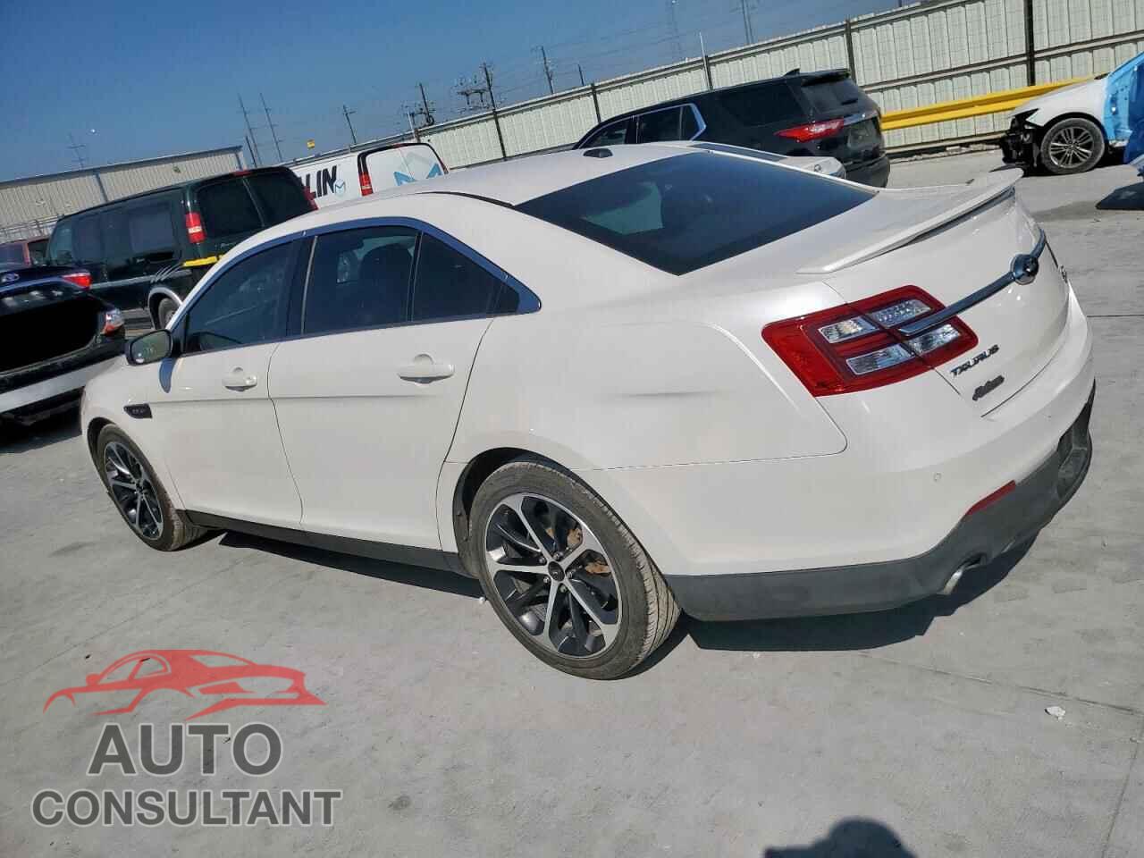 FORD TAURUS 2014 - 1FAHP2KT2EG108836