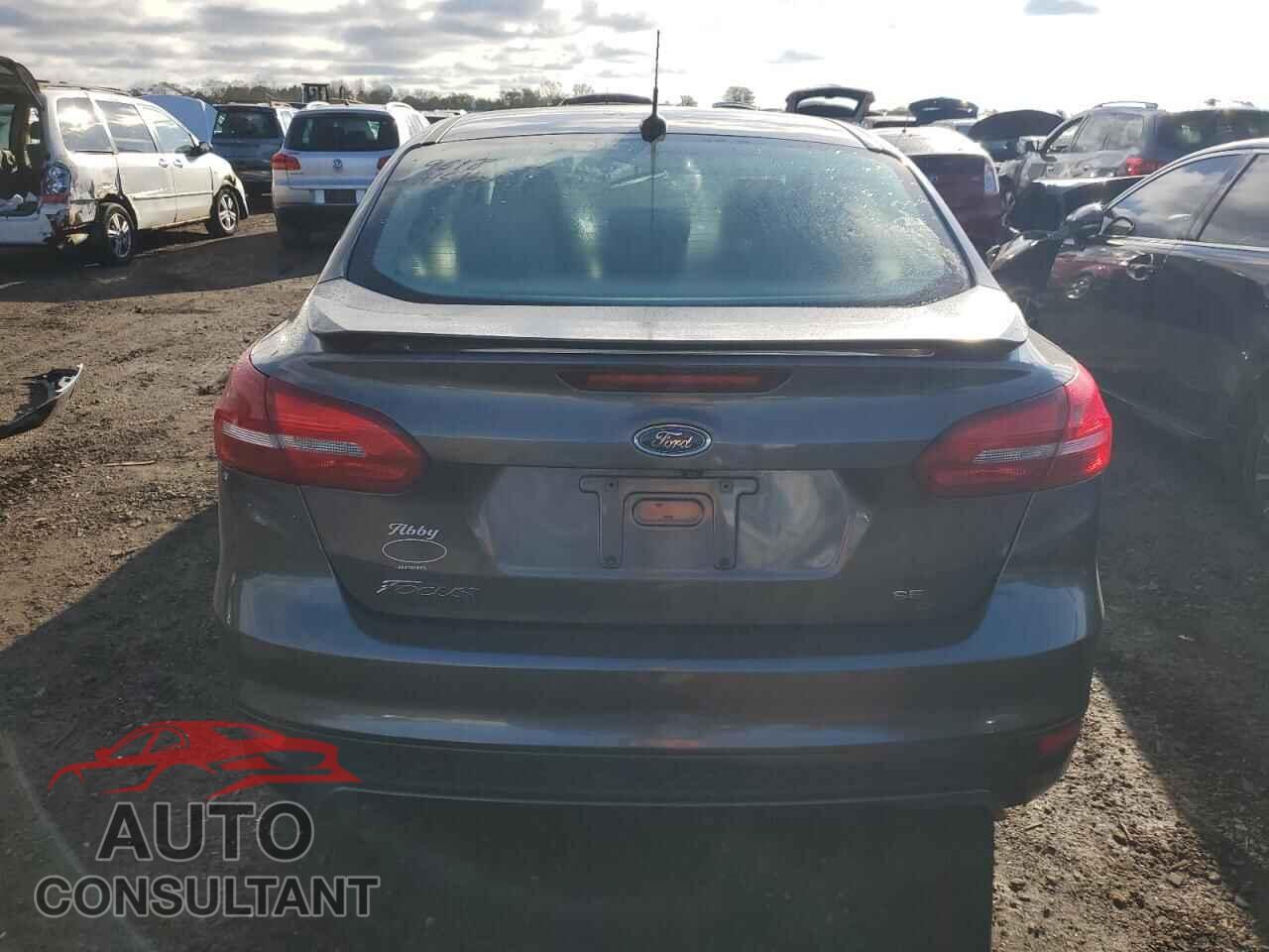 FORD FOCUS 2015 - 1FADP3F23FL334429