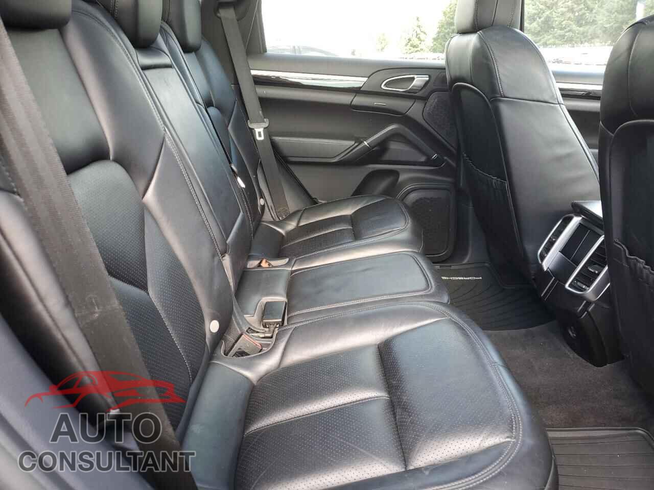PORSCHE CAYENNE 2017 - WP1AB2A25HLA50167