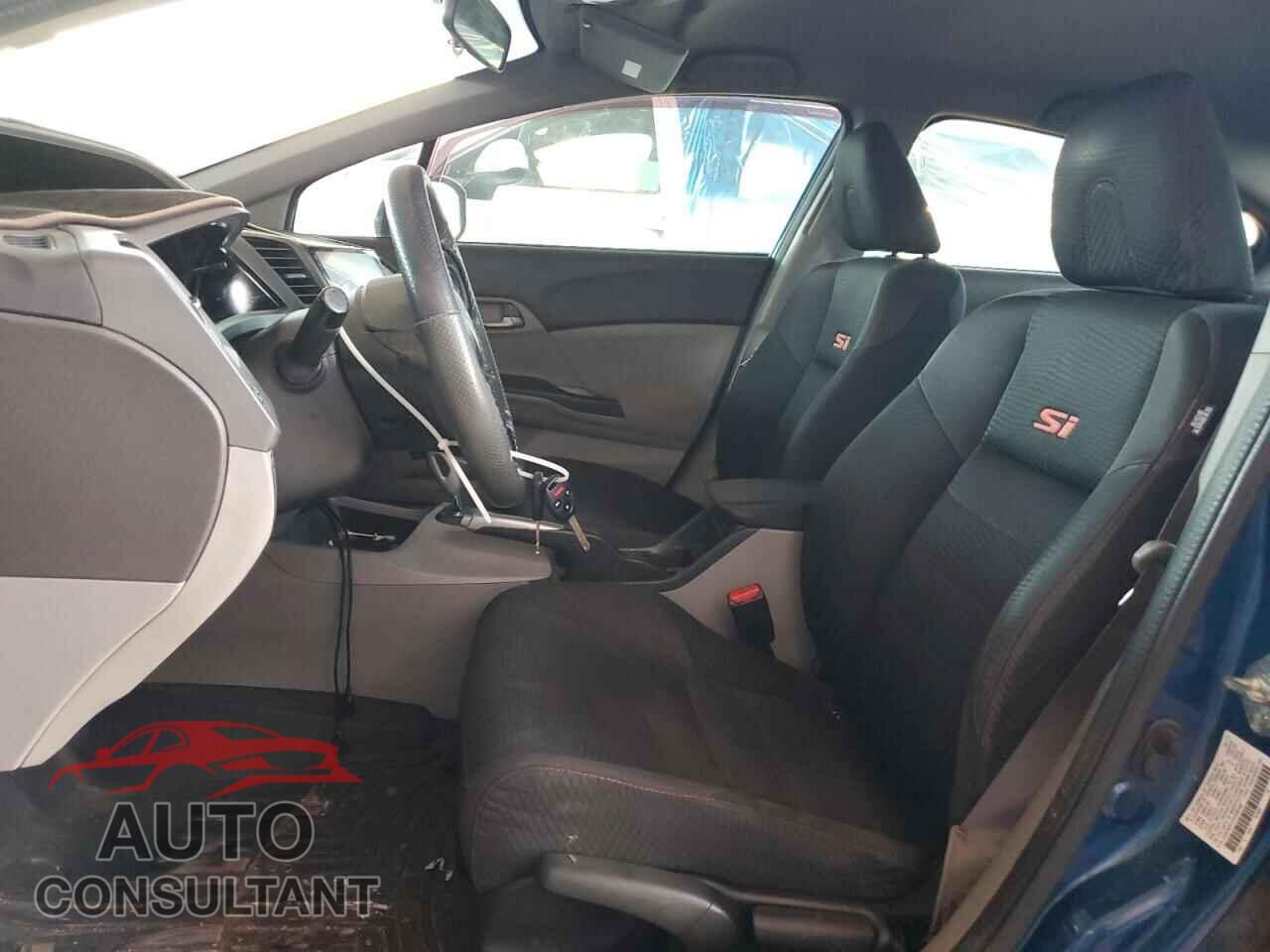 HONDA CIVIC 2012 - 2HGFB2F57CH582487
