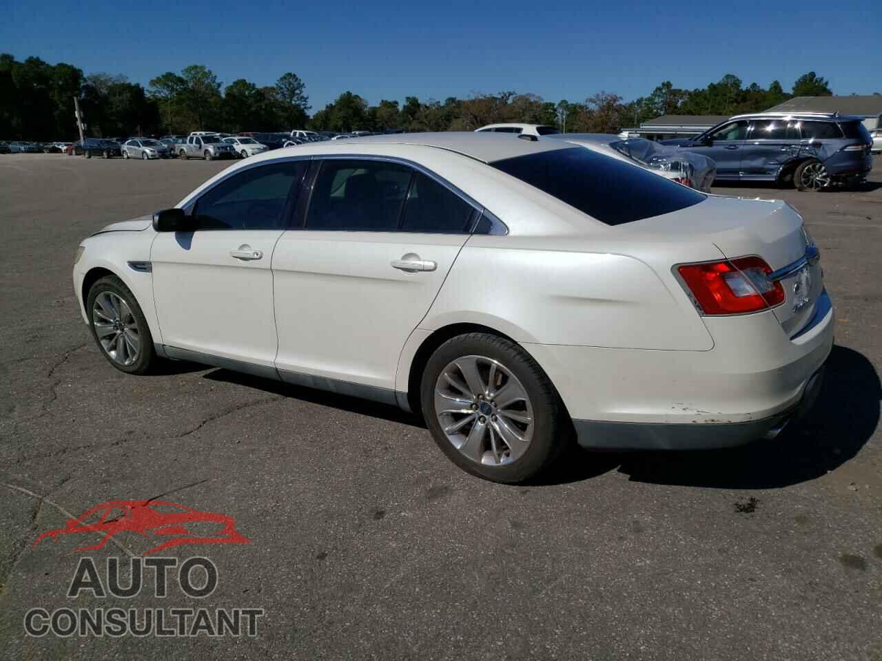 FORD TAURUS 2011 - 1FAHP2FW2BG132991