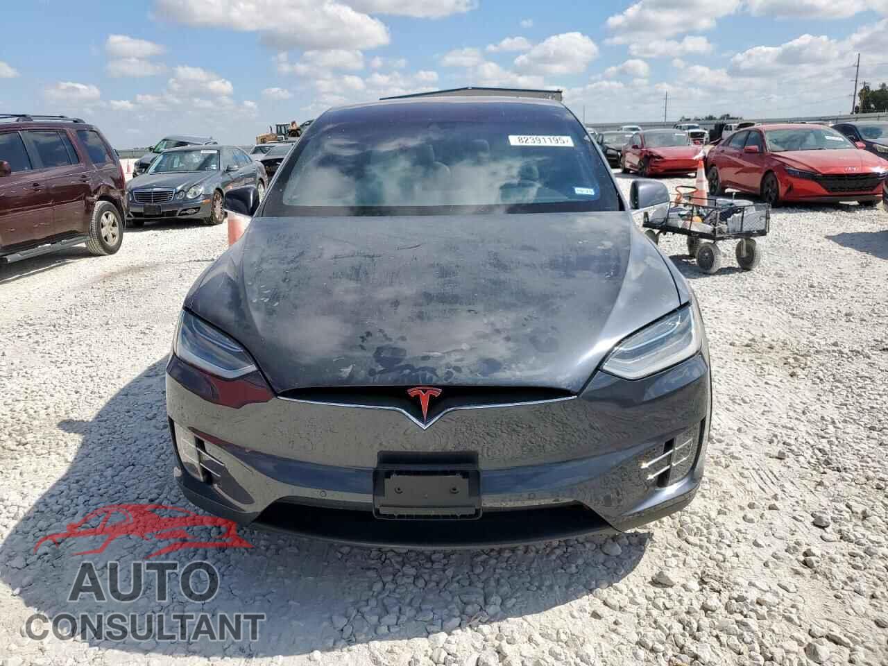 TESLA MODEL X 2016 - 5YJXCBE48GF022157