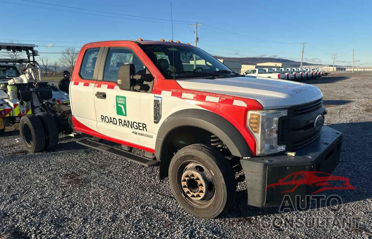 FORD F450 2018 - 1FD0X4GT2JEC54764