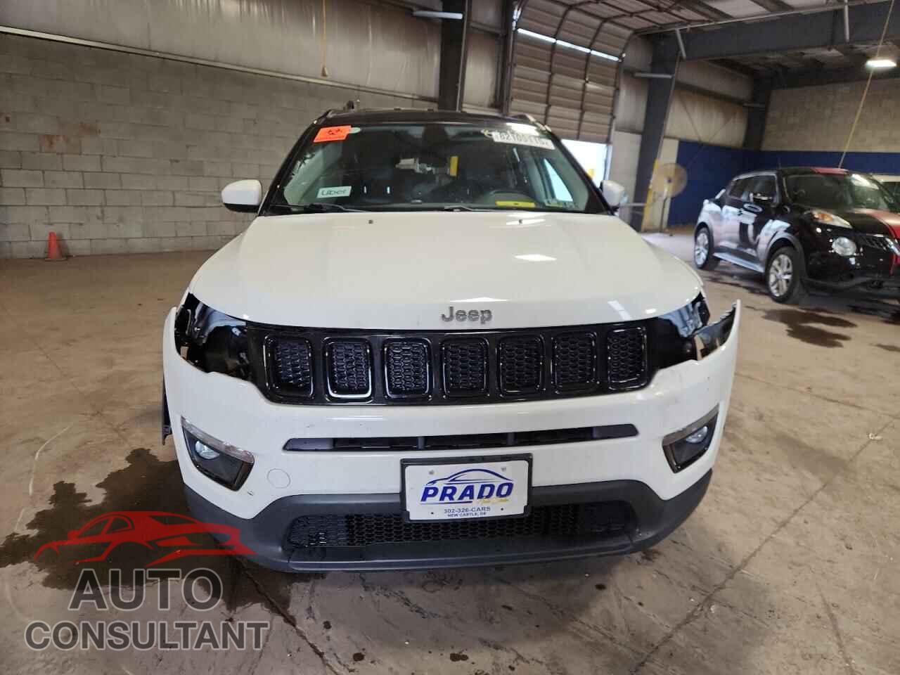 JEEP COMPASS 2018 - 3C4NJDBB7JT395873
