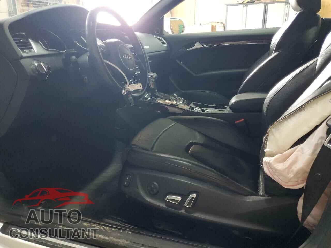 AUDI A5 2014 - WAULFAFH4EN011749