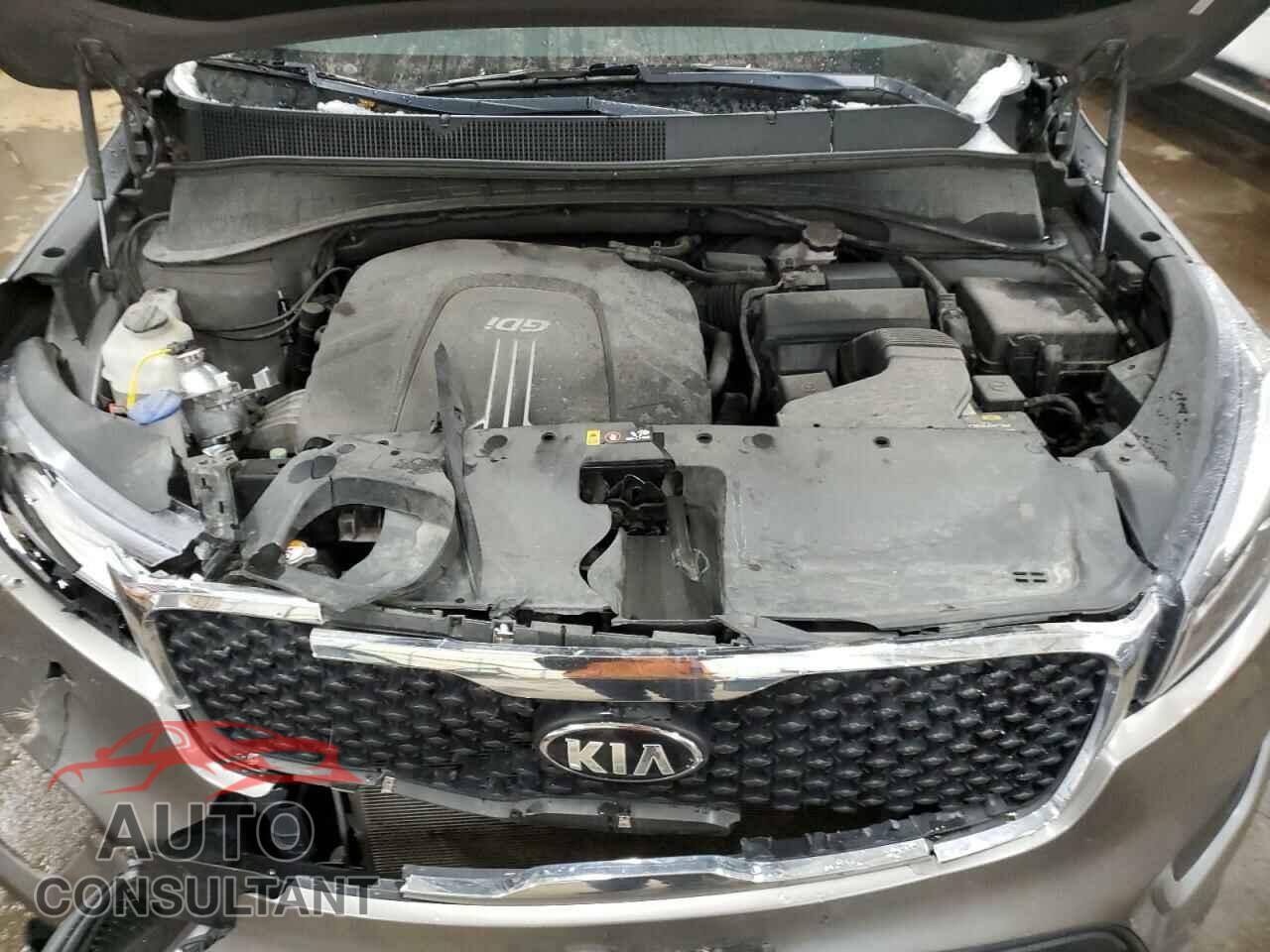 KIA SORENTO 2017 - 5XYPGDA56HG229557