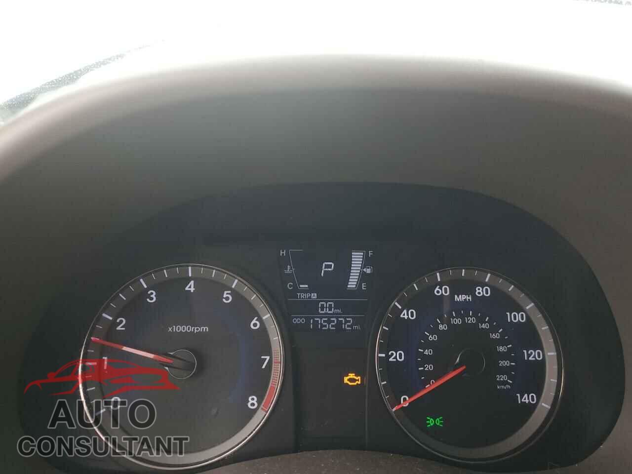 HYUNDAI ACCENT 2013 - KMHCT4AE2DU462561