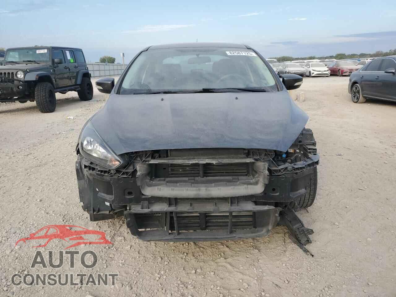 FORD FOCUS 2017 - 1FADP3FE0HL290063