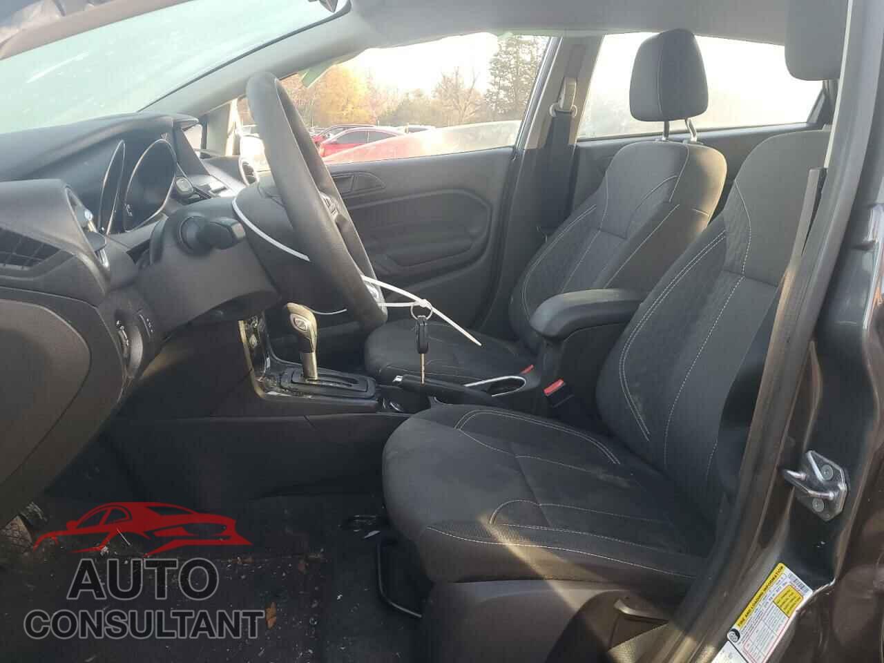 FORD FIESTA 2018 - 3FADP4EJ4JM123763
