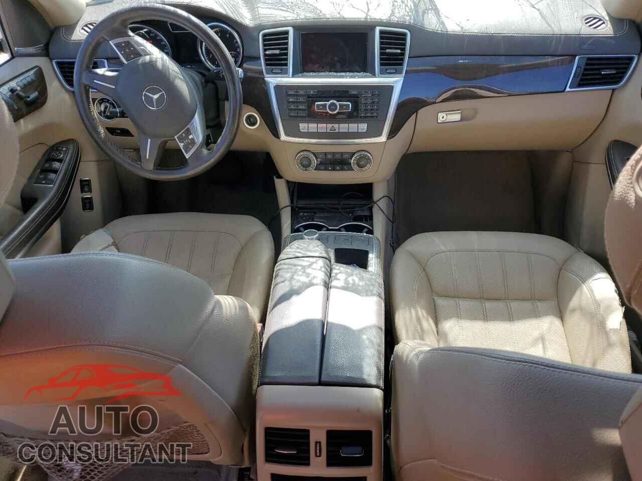 MERCEDES-BENZ GL-CLASS 2013 - 4JGDF7CE9DA123890