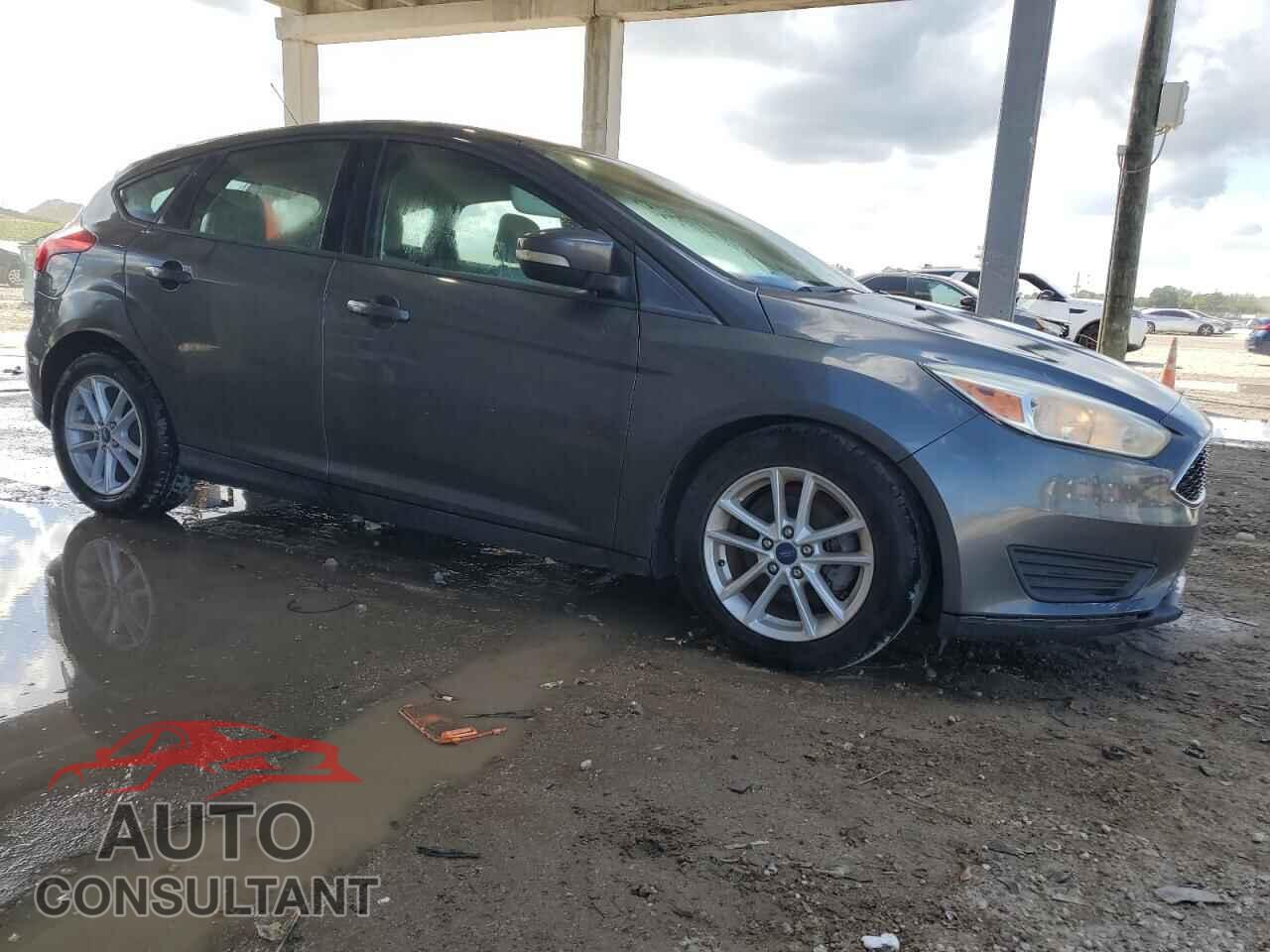 FORD FOCUS 2017 - 1FADP3K23HL246988