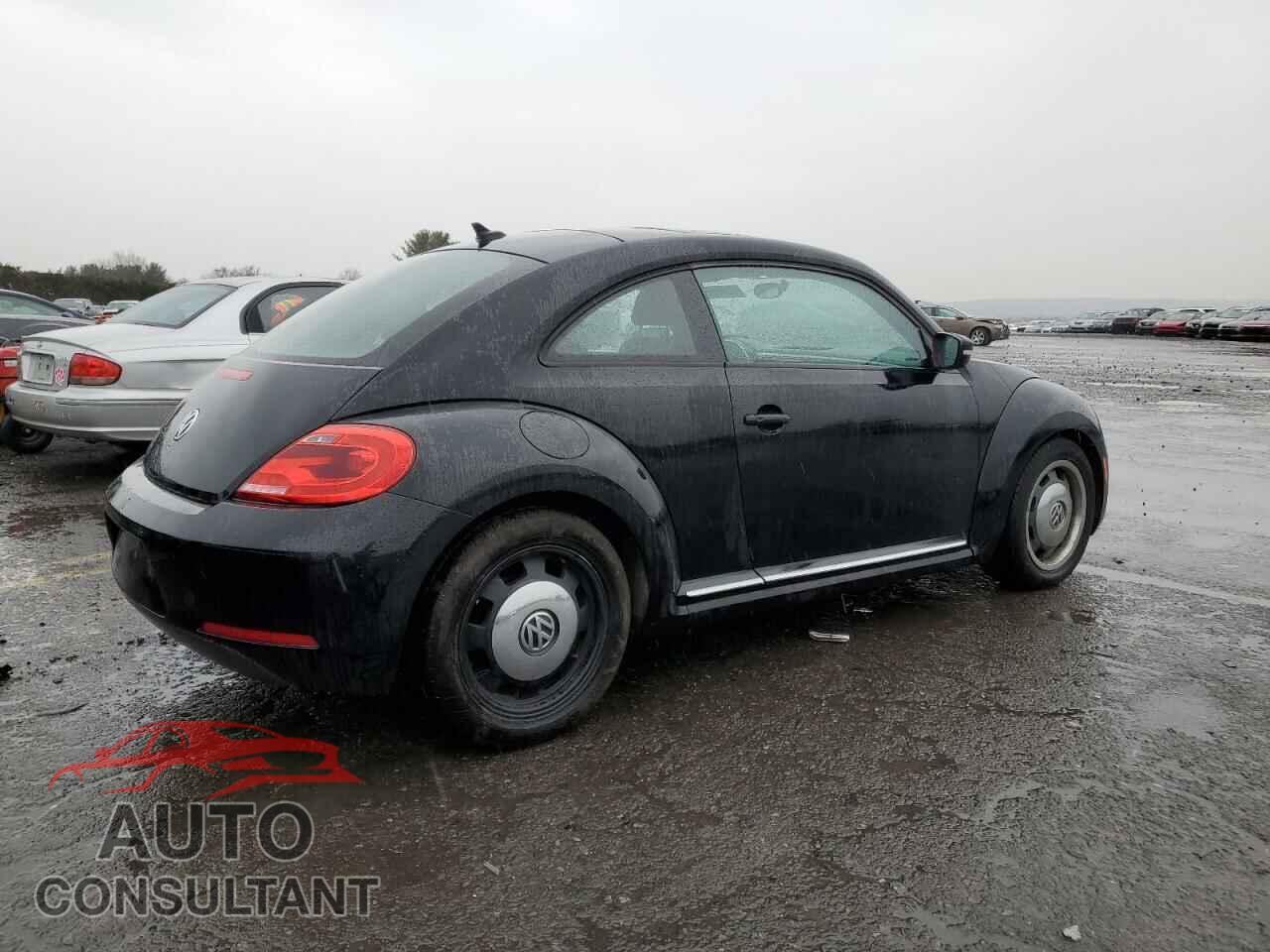 VOLKSWAGEN BEETLE 2012 - 3VWJP7AT3CM642390