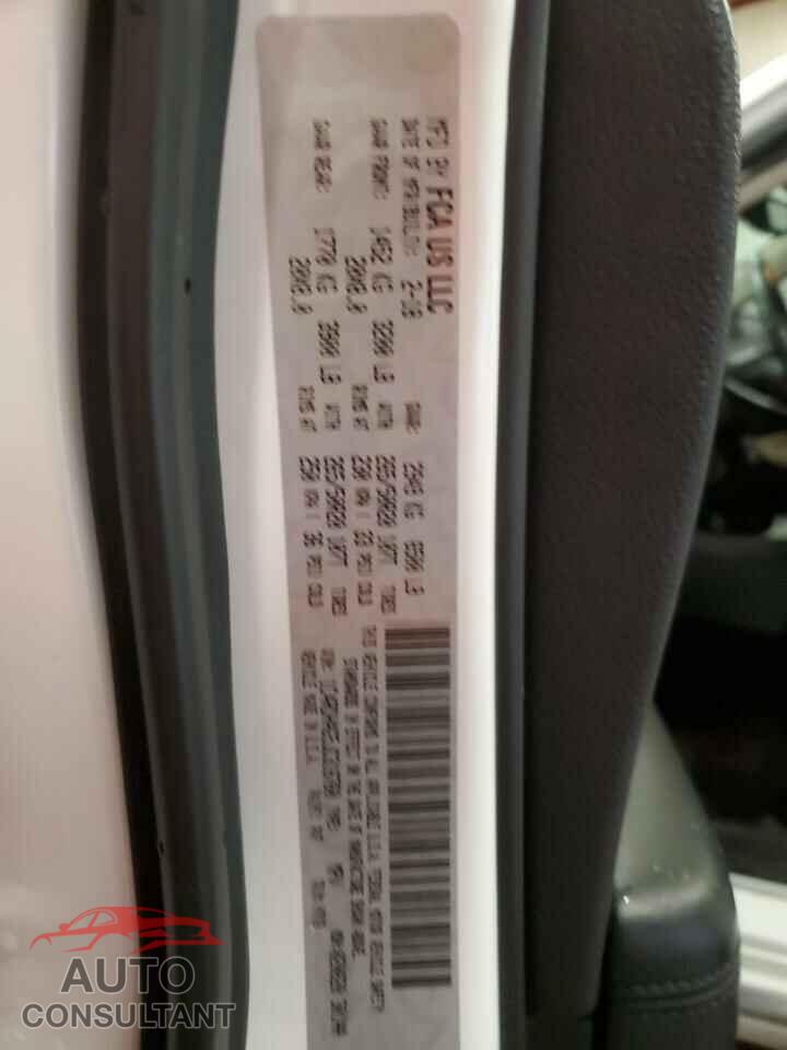 DODGE DURANGO 2018 - 1C4RDHAG5JC316760