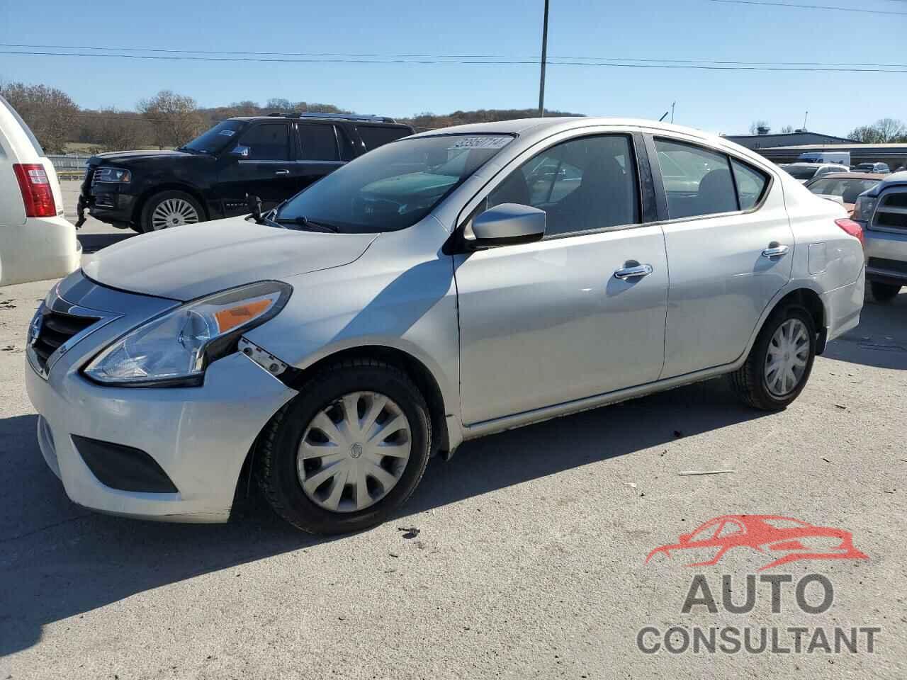 NISSAN VERSA 2019 - 3N1CN7APXKL818041