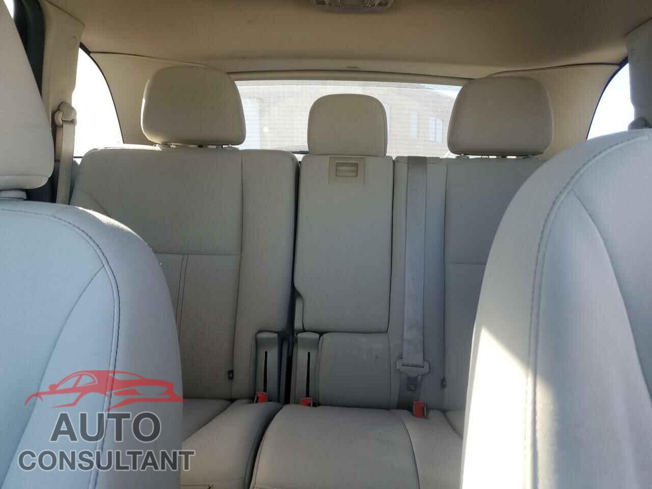 FORD EDGE 2011 - 2FMDK3GC5BBA71902