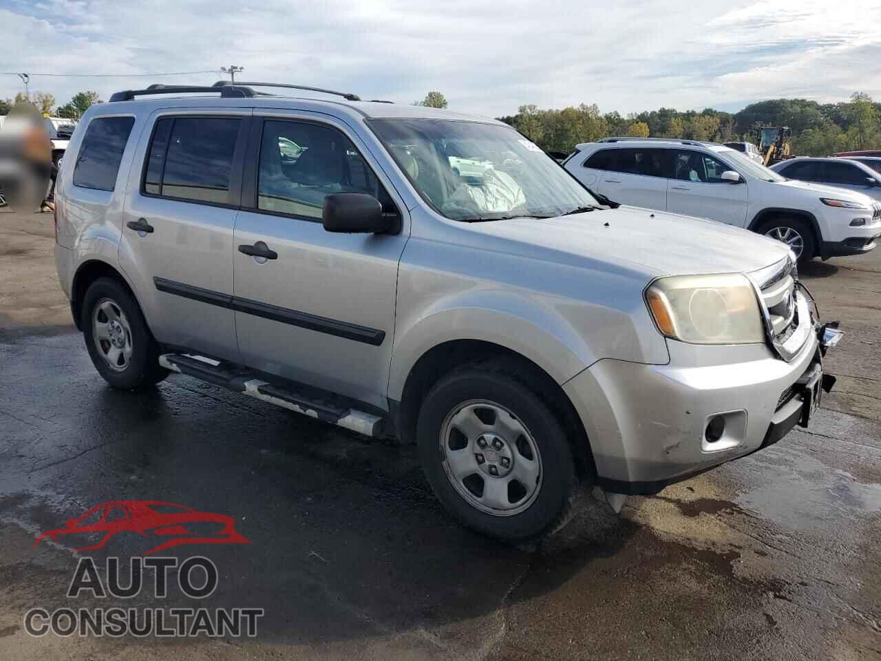 HONDA PILOT 2011 - 5FNYF4H28BB075581