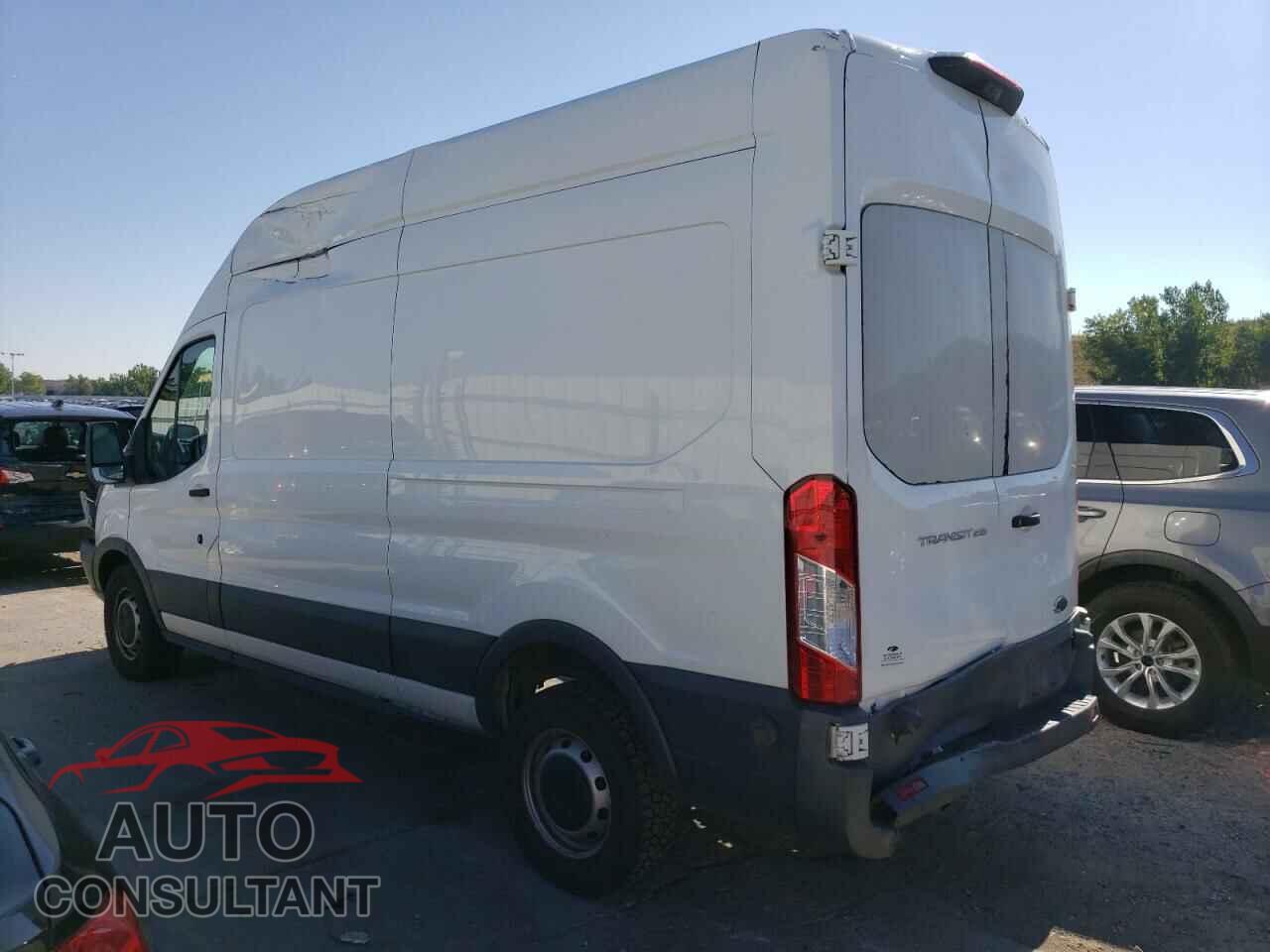 FORD TRANSIT 2018 - 1FTYR2XM4JKA85105