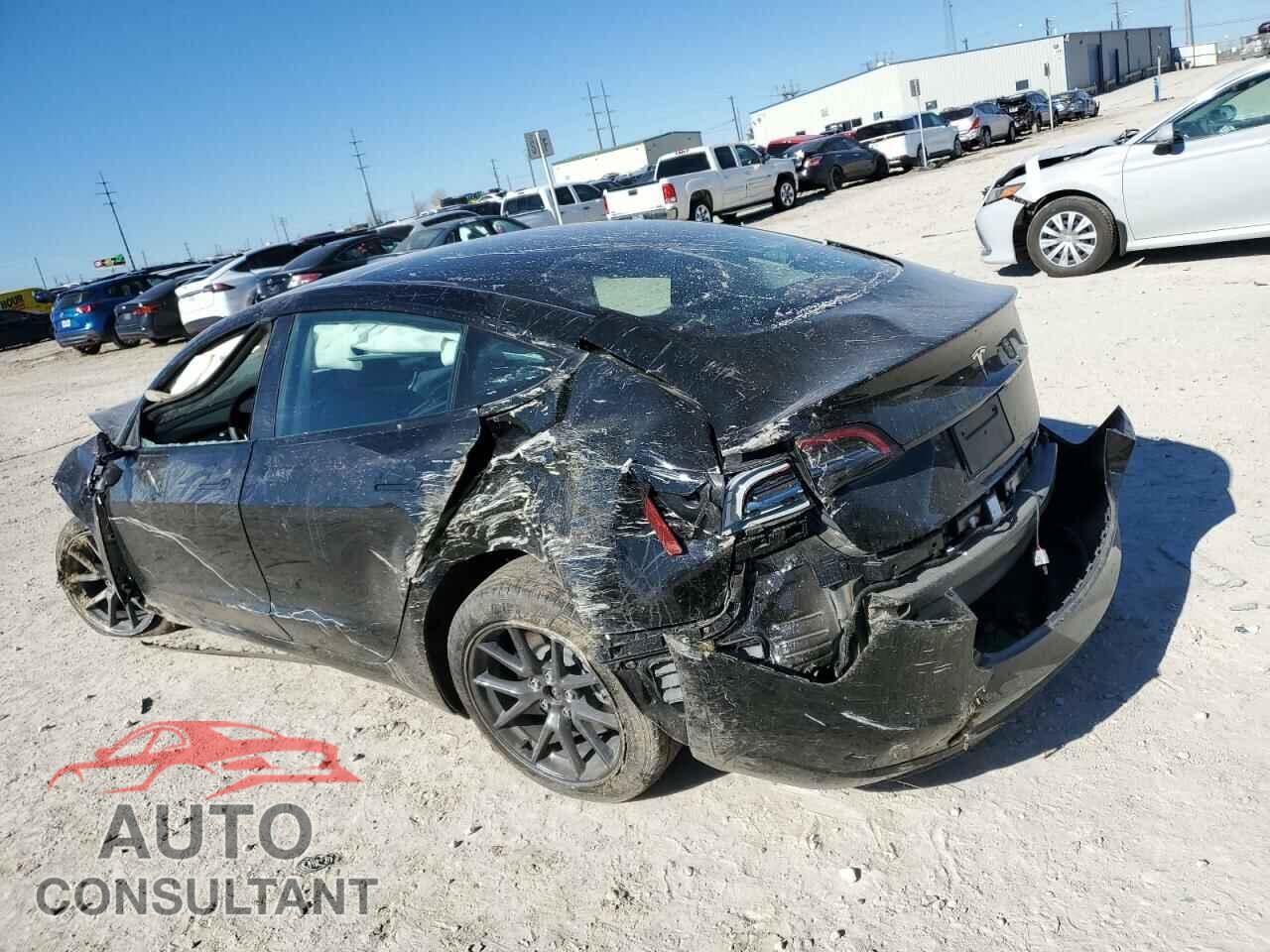 TESLA MODEL 3 2023 - 5YJ3E1EA1PF644804