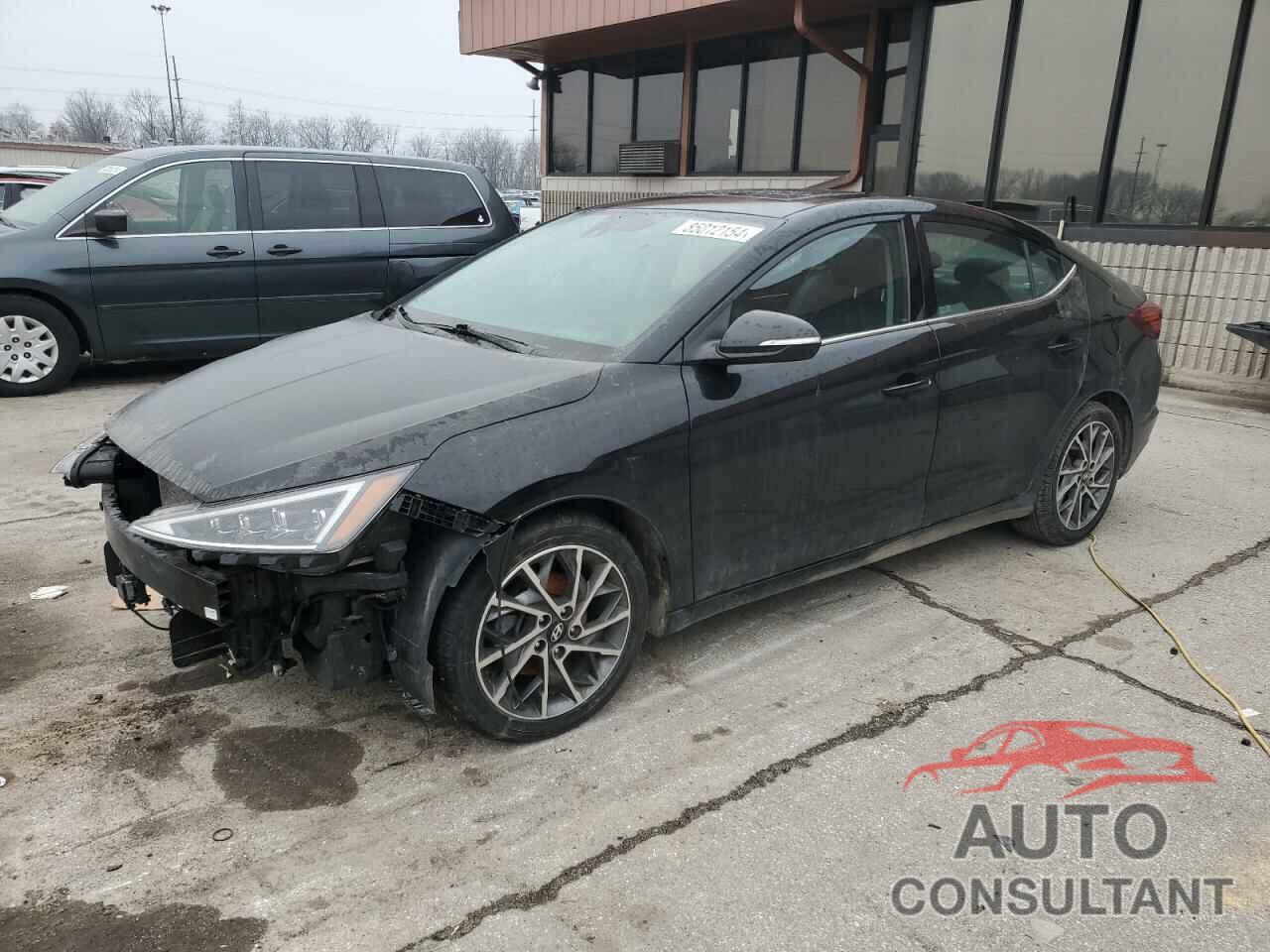 HYUNDAI ELANTRA 2019 - KMHD84LF7KU753100