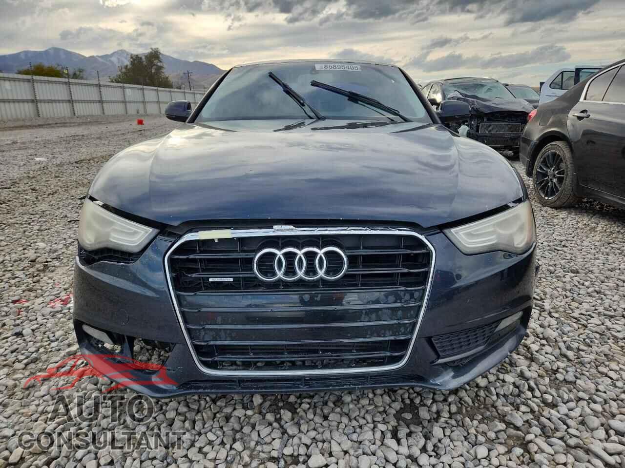 AUDI A5 2013 - WAULFAFR4DA001706
