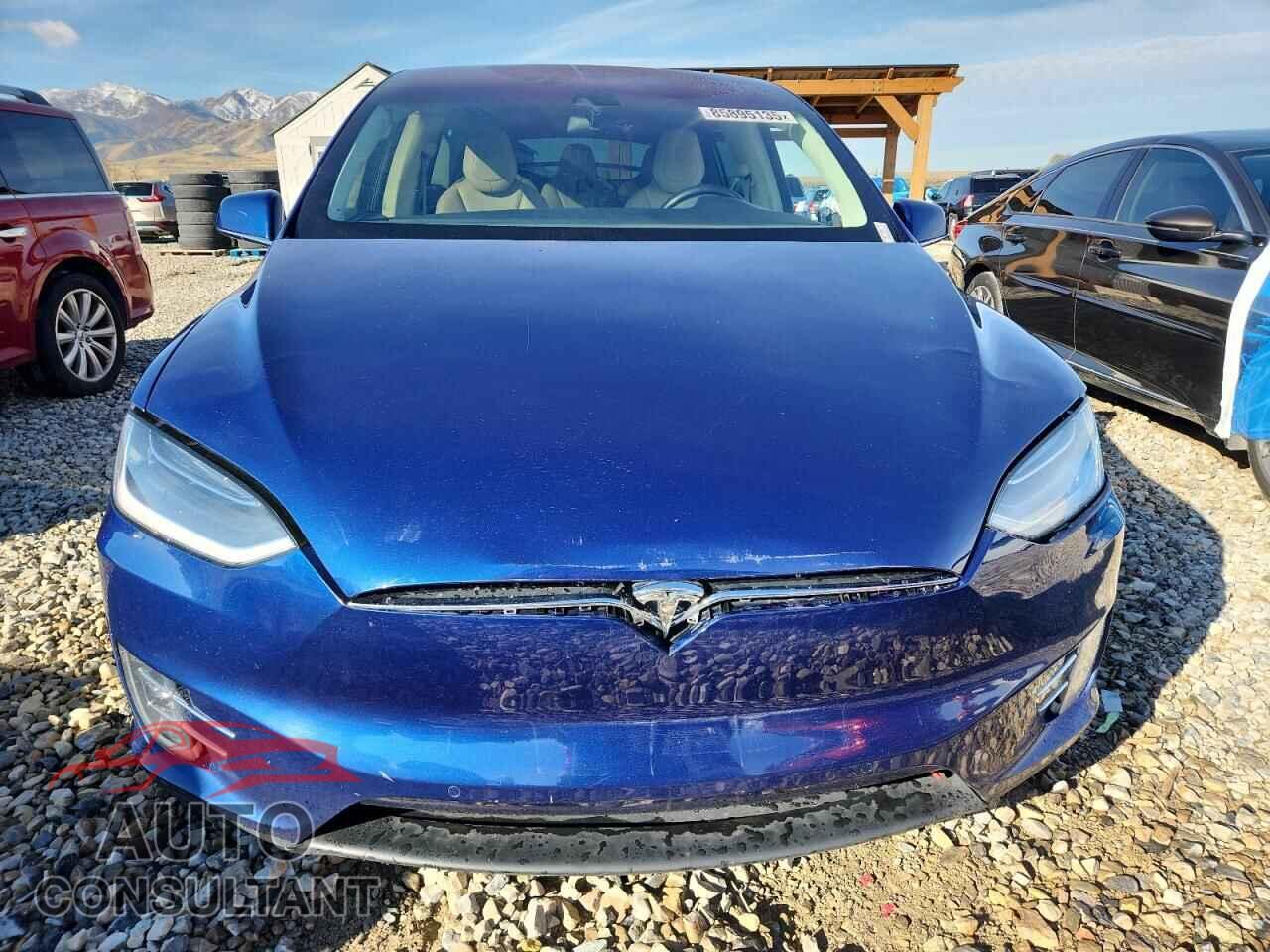TESLA MODEL X 2016 - 5YJXCAE29GF006932