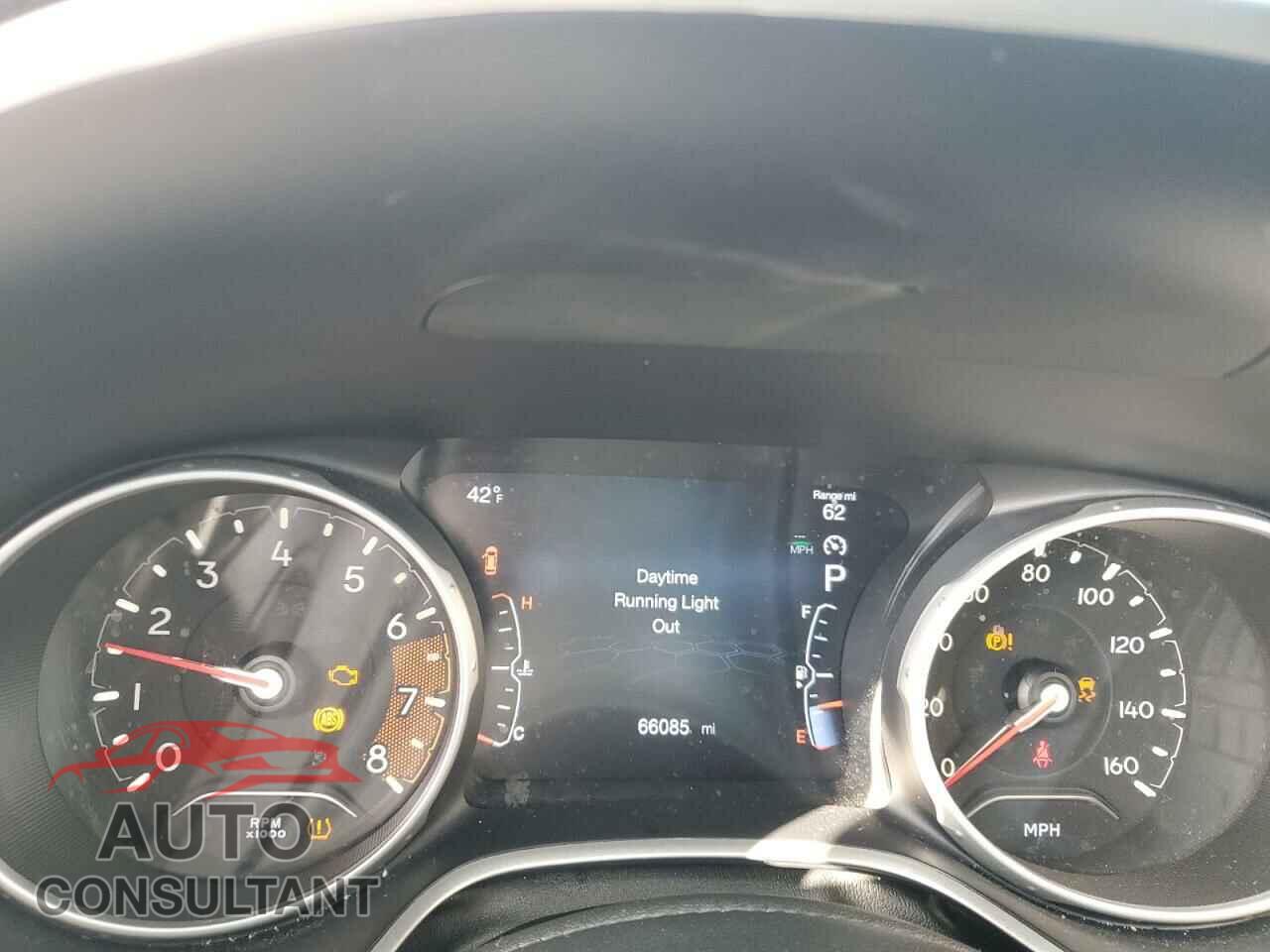 JEEP COMPASS 2018 - 3C4NJDCB6JT401399