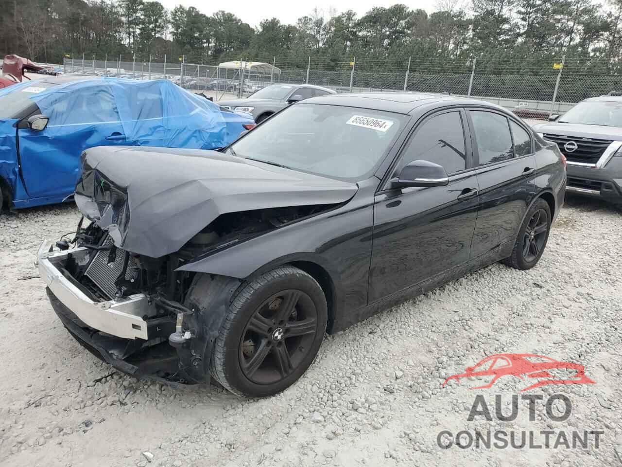 BMW 3 SERIES 2012 - WBA3C1C57CF433847