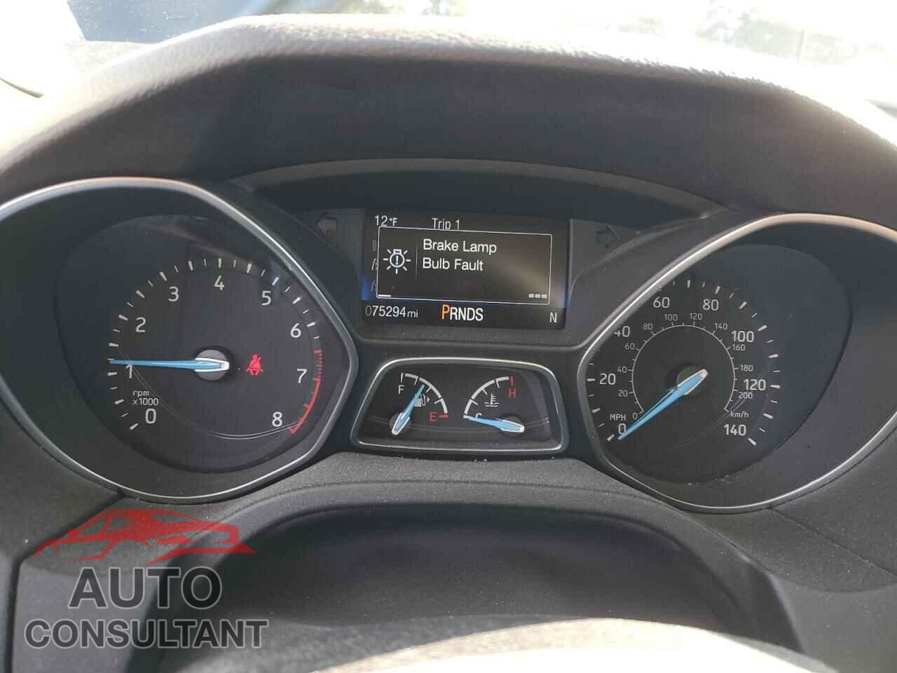 FORD FOCUS 2017 - 1FADP3M21HL344561