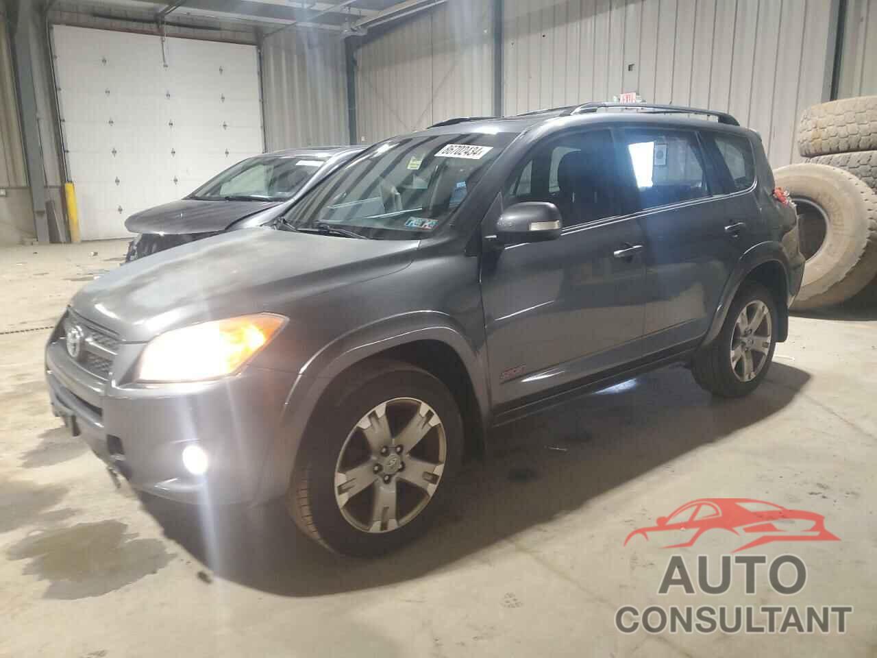 TOYOTA RAV4 2011 - JTMRF4DV0B5037624