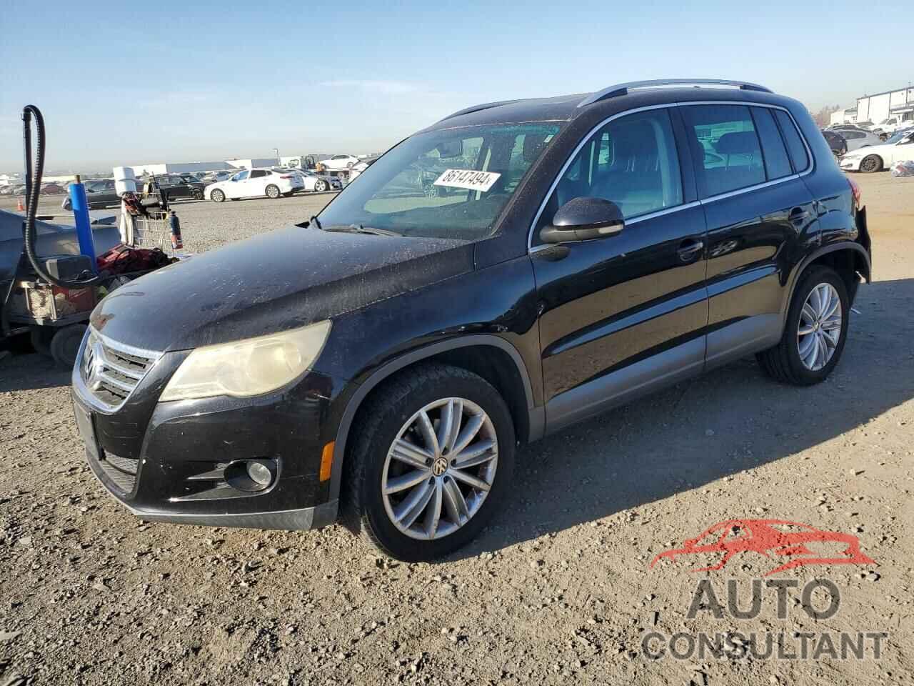 VOLKSWAGEN TIGUAN 2009 - WVGAV75N99W526541