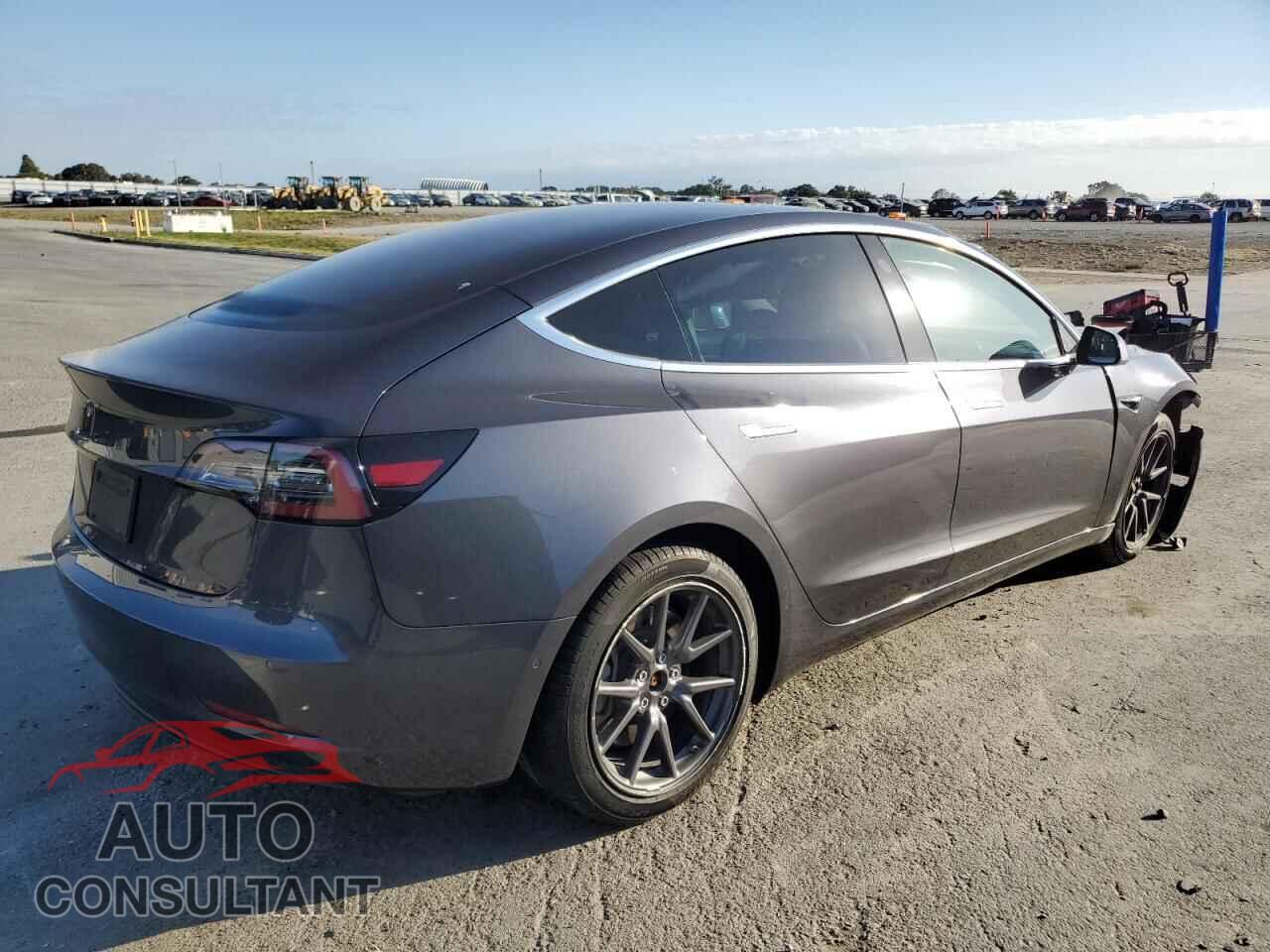 TESLA MODEL 3 2019 - 5YJ3E1EAXKF426904